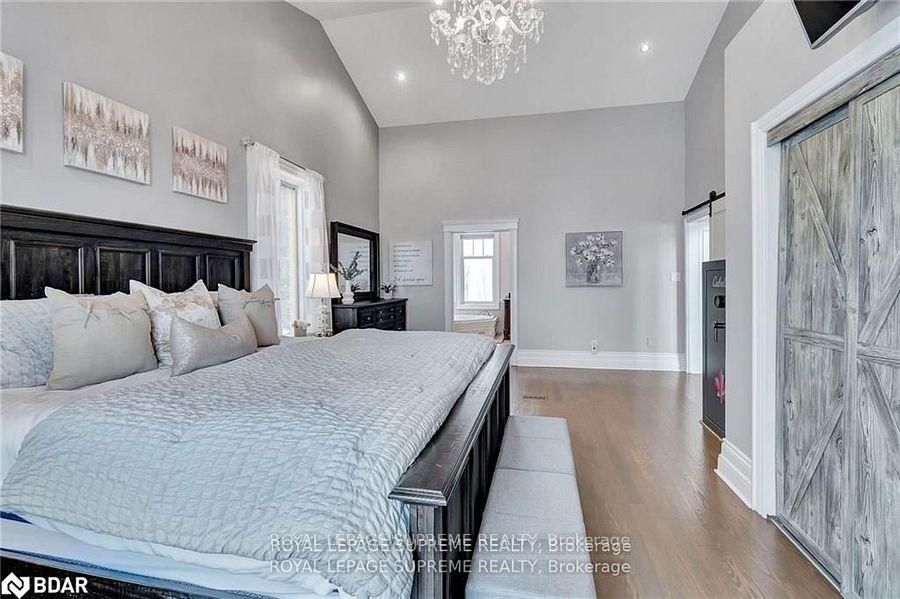 Photo 12 of 436 8th Concession Road E, Hamilton, Rural Flamborough — HOMEH