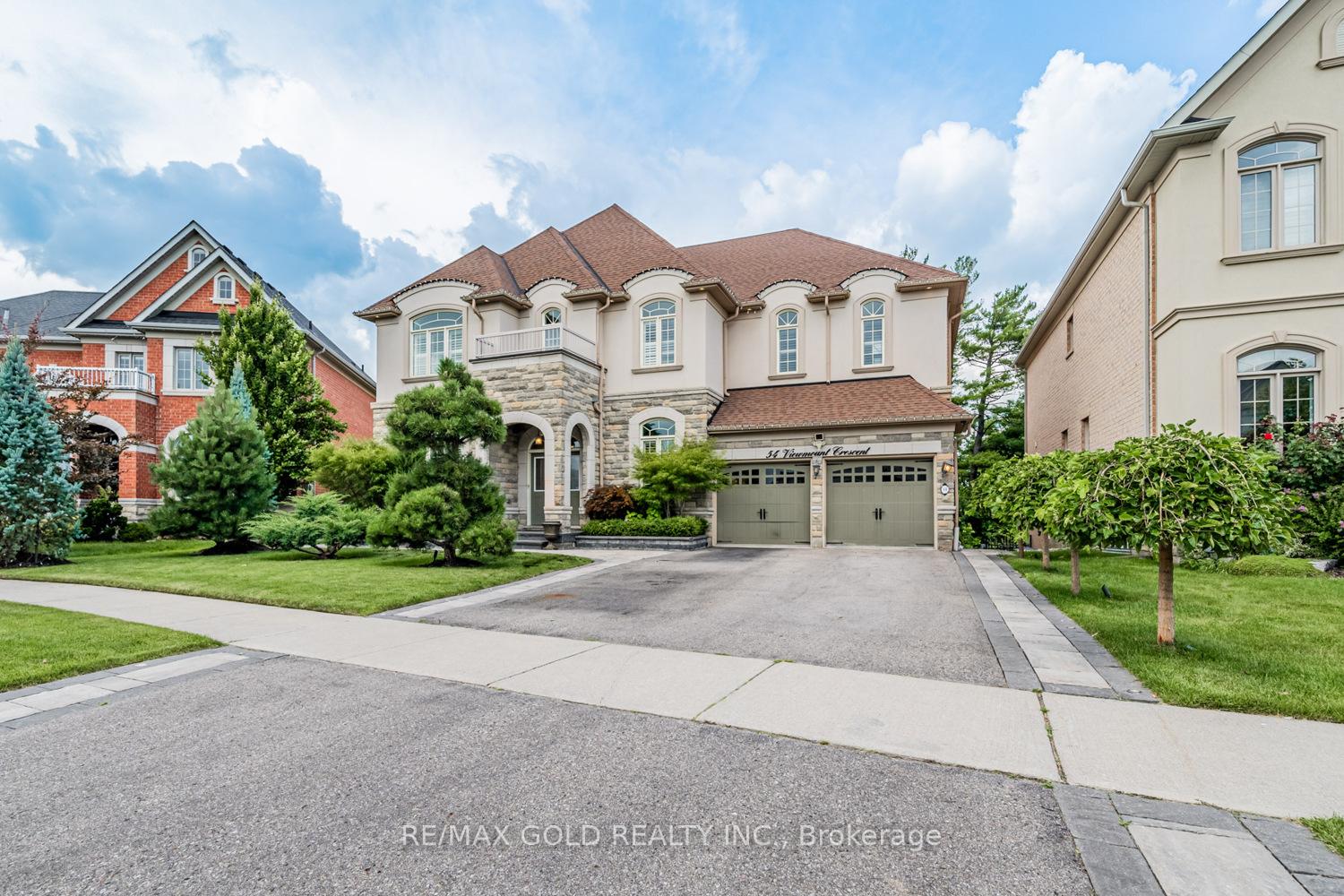 Photo 1 of 54 Viewmount Crescent, Brampton, Snelgrove — HOMEH