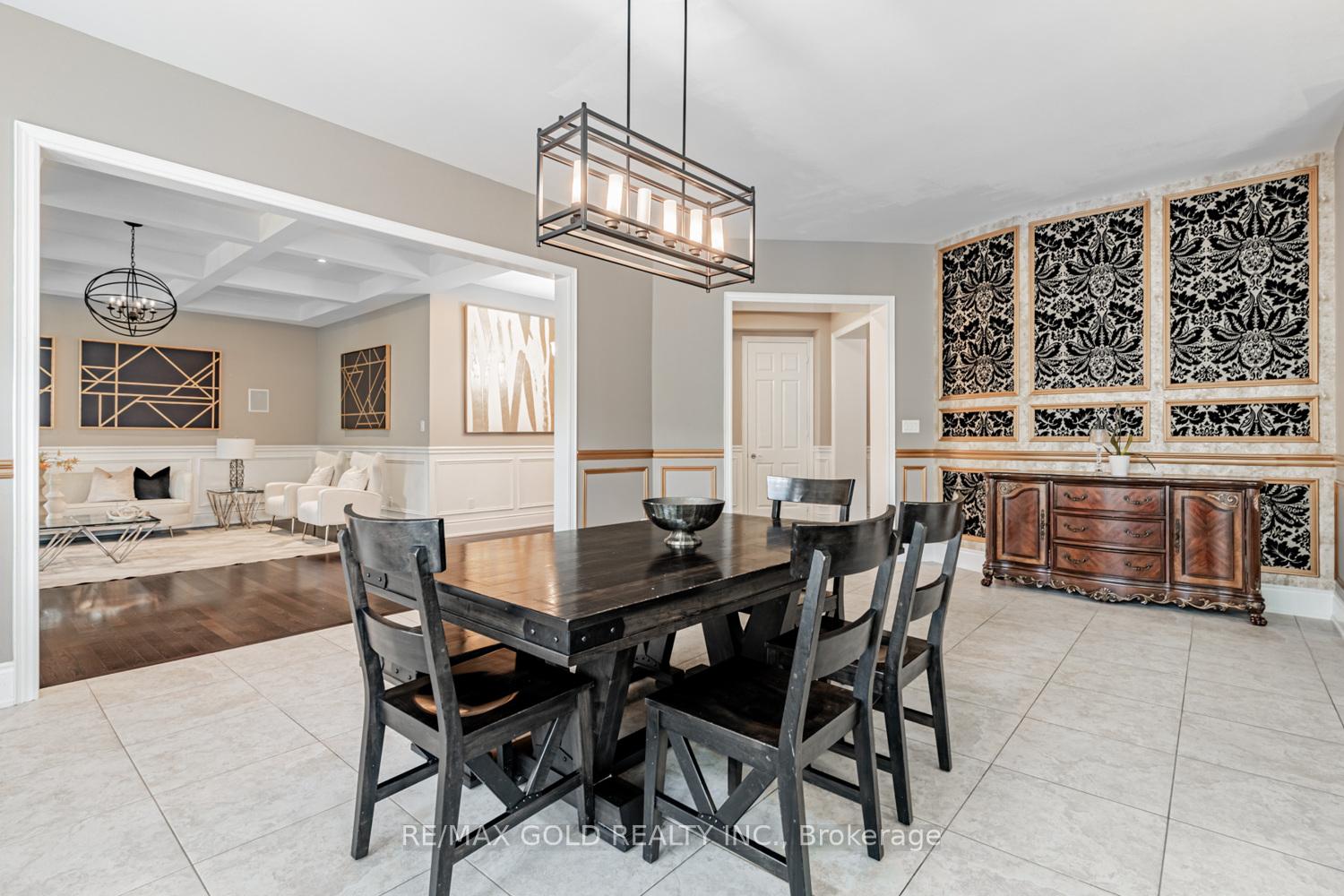 Photo 9 of 54 Viewmount Crescent, Brampton, Snelgrove — HOMEH