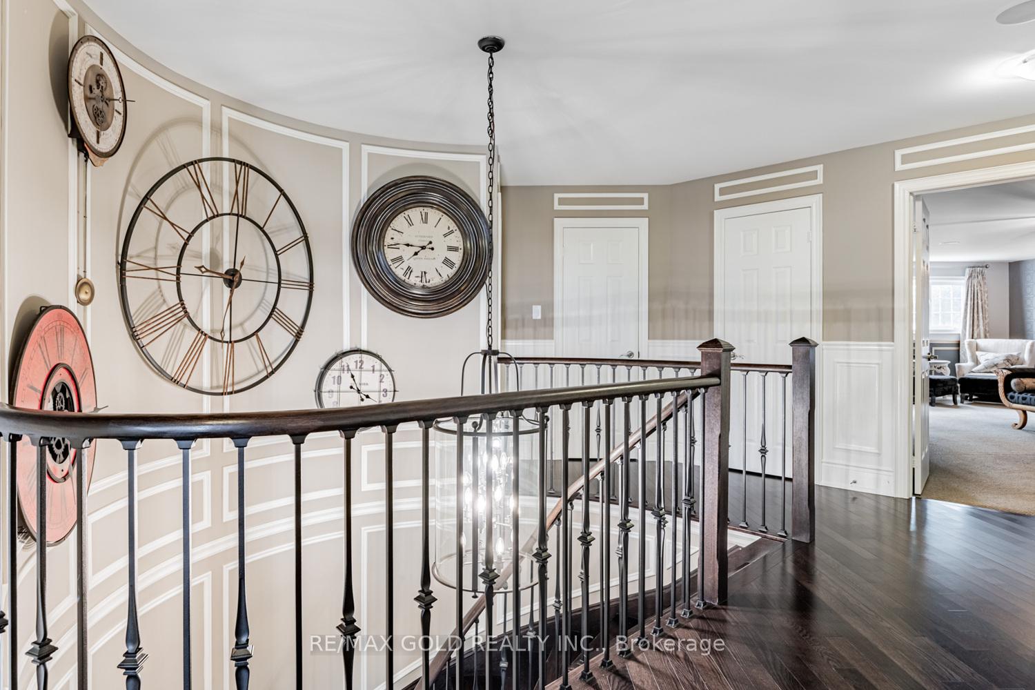 Photo 18 of 54 Viewmount Crescent, Brampton, Snelgrove — HOMEH