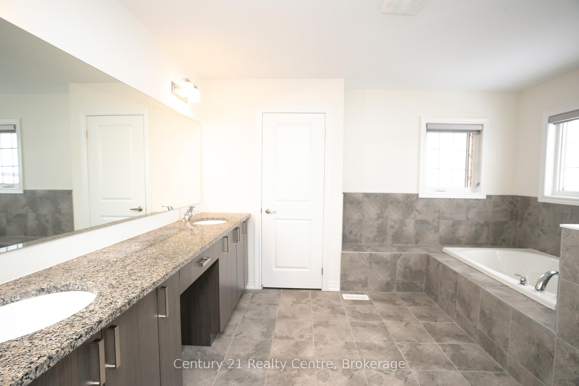Photo 33 of 280 Windfields Farm Dr W, Oshawa, Windfields — HOMEH