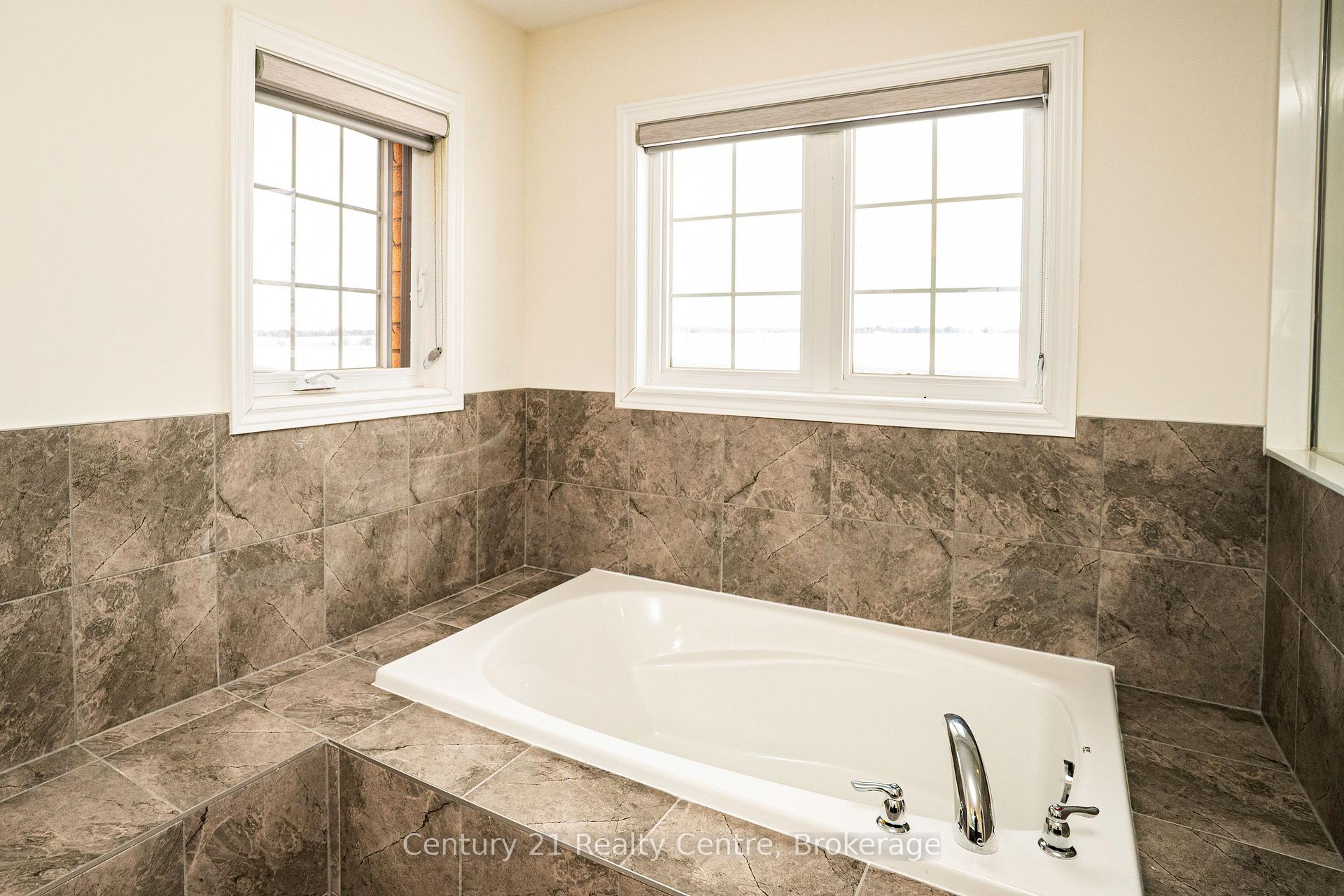 Photo 34 of 280 Windfields Farm Dr W, Oshawa, Windfields — HOMEH