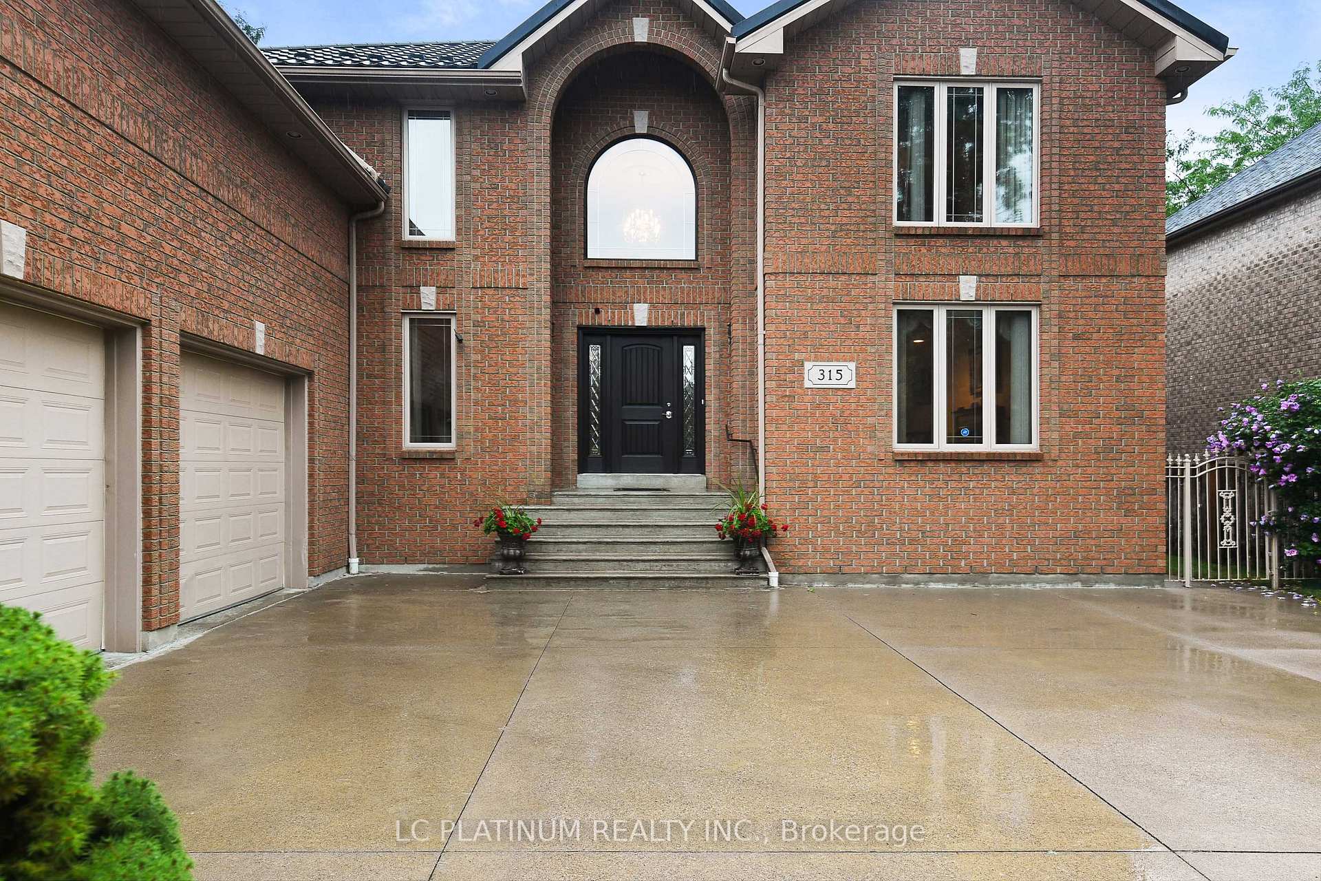 Photo 9 of 315 Majestic Drive S, Tecumseh — HOMEH