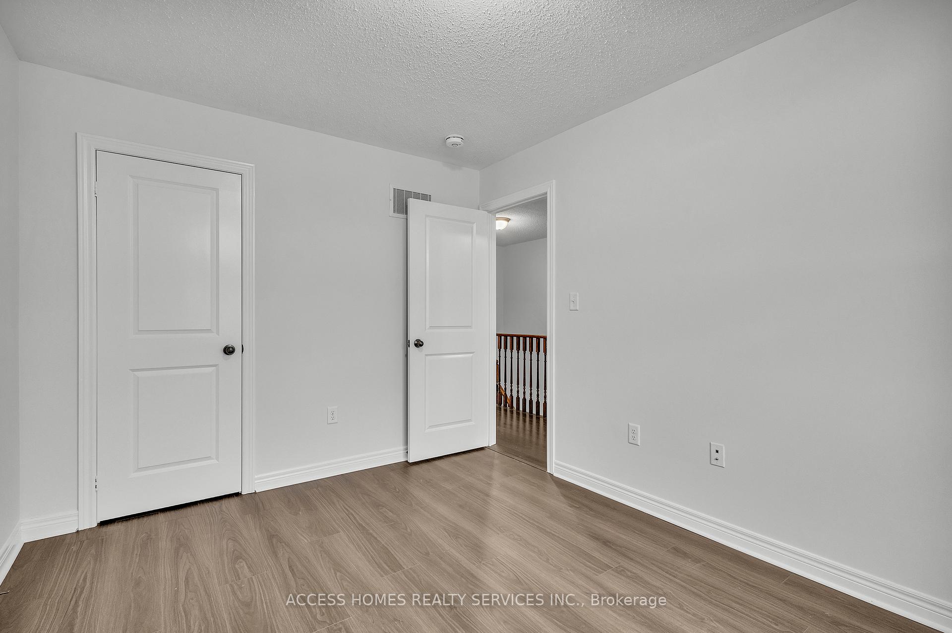 Photo 26 of 100 Padbury Trail, Brampton, Northwest Brampton — HOMEH