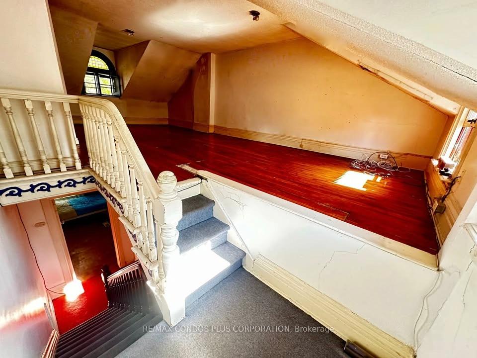 Photo 17 of 548 Roxton Road, Toronto, Palmerston-Little Italy — HOMEH
