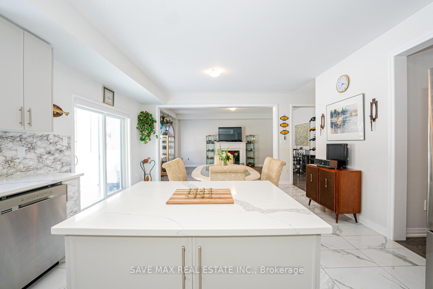 Photo 16 of 1593 Stovell Crescent, Innisfil, Lefroy — HOMEH