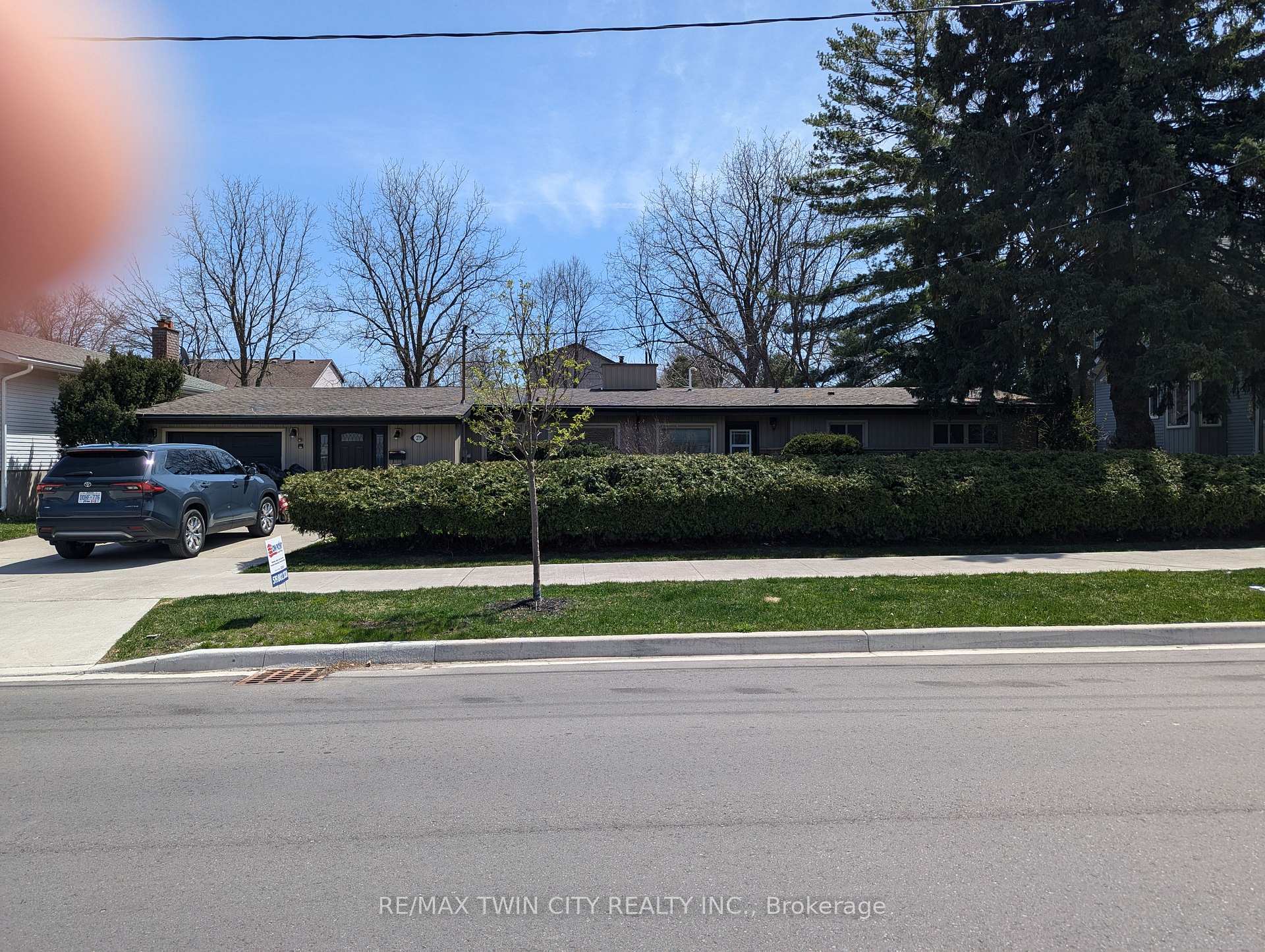 Photo 1 of 275 Fergus Avenue N, Kitchener — HOMEH