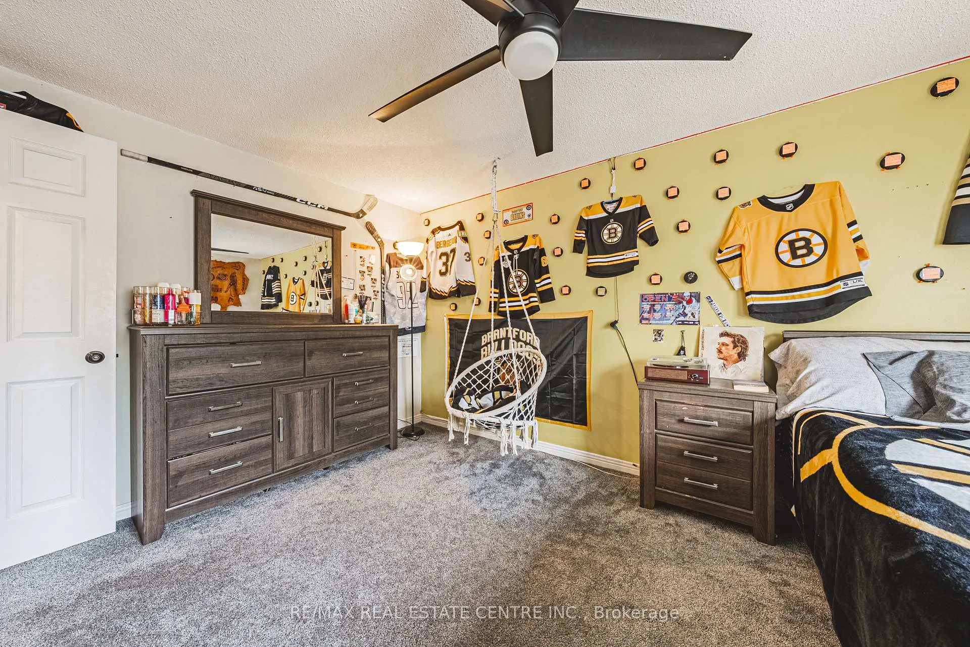 Photo 23 of 5 Bing Crescent, Hamilton, Stoney Creek — HOMEH