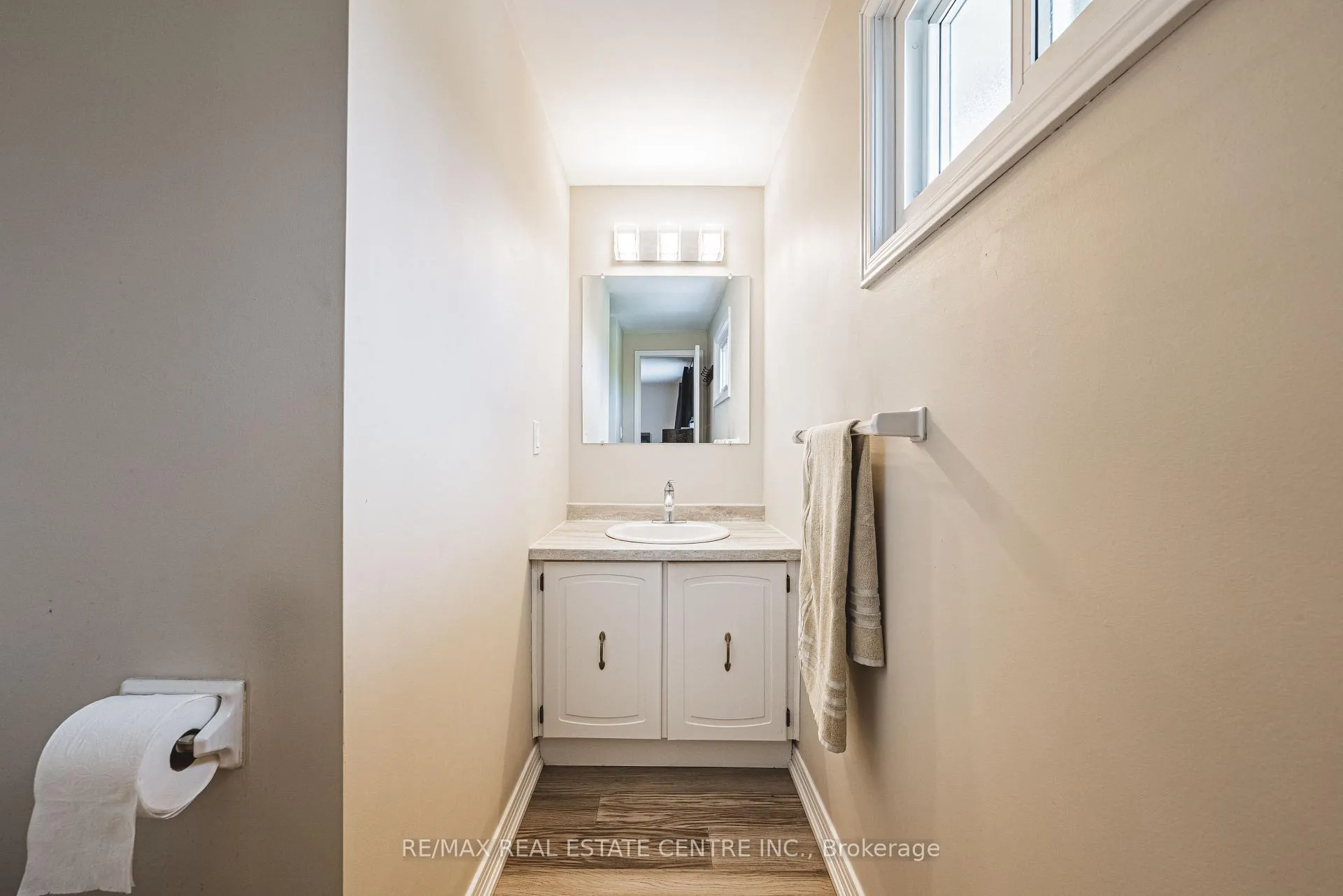 Photo 28 of 5 Bing Crescent, Hamilton, Stoney Creek — HOMEH
