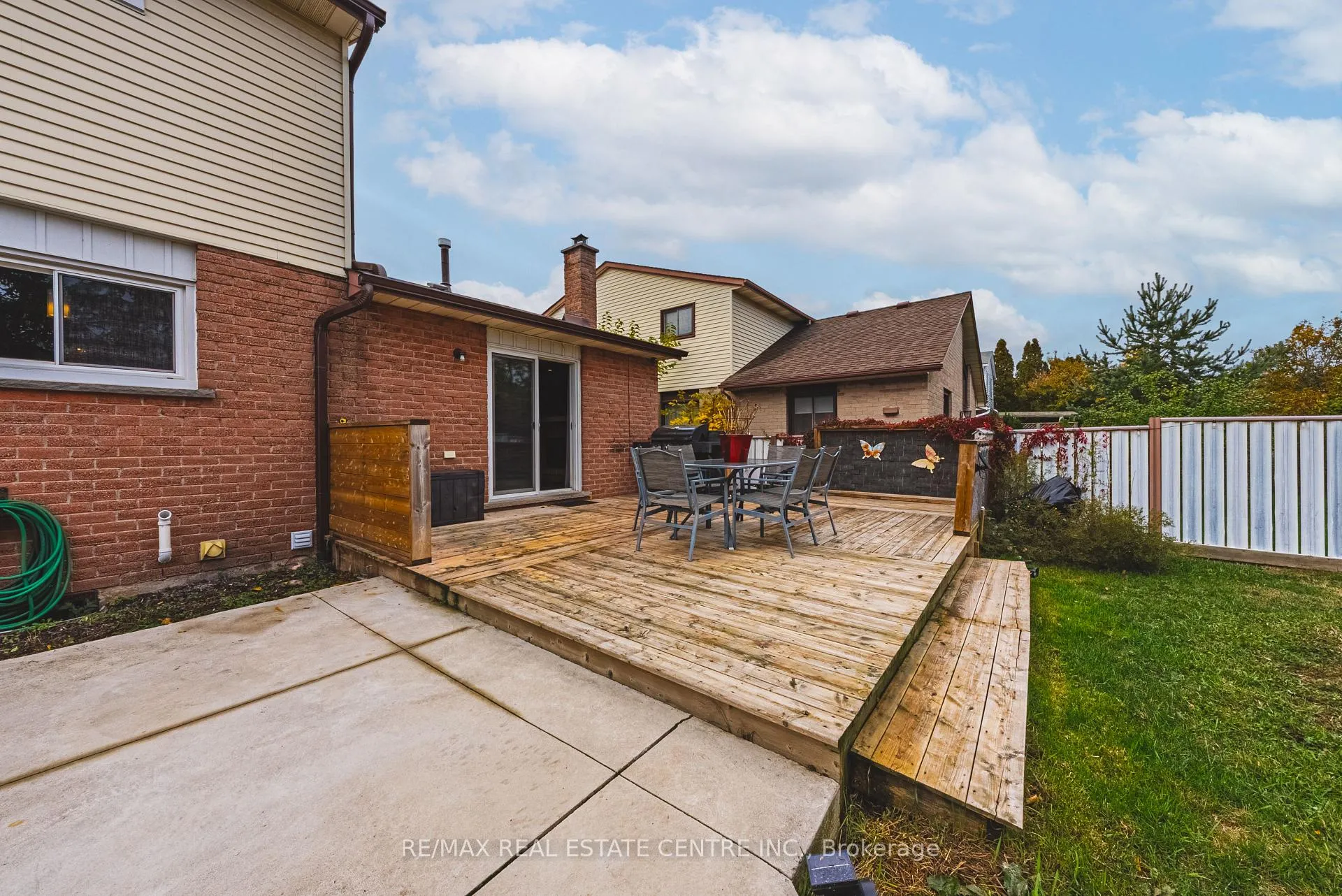 Photo 41 of 5 Bing Crescent, Hamilton, Stoney Creek — HOMEH
