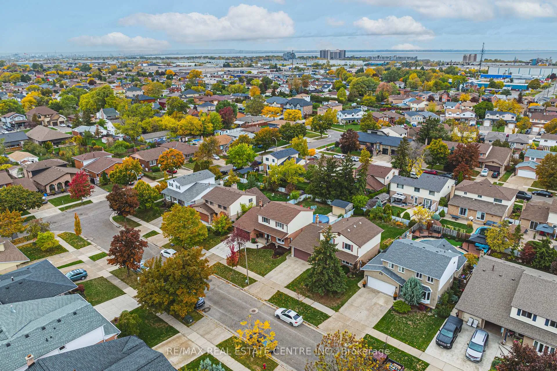 Photo 48 of 5 Bing Crescent, Hamilton, Stoney Creek — HOMEH