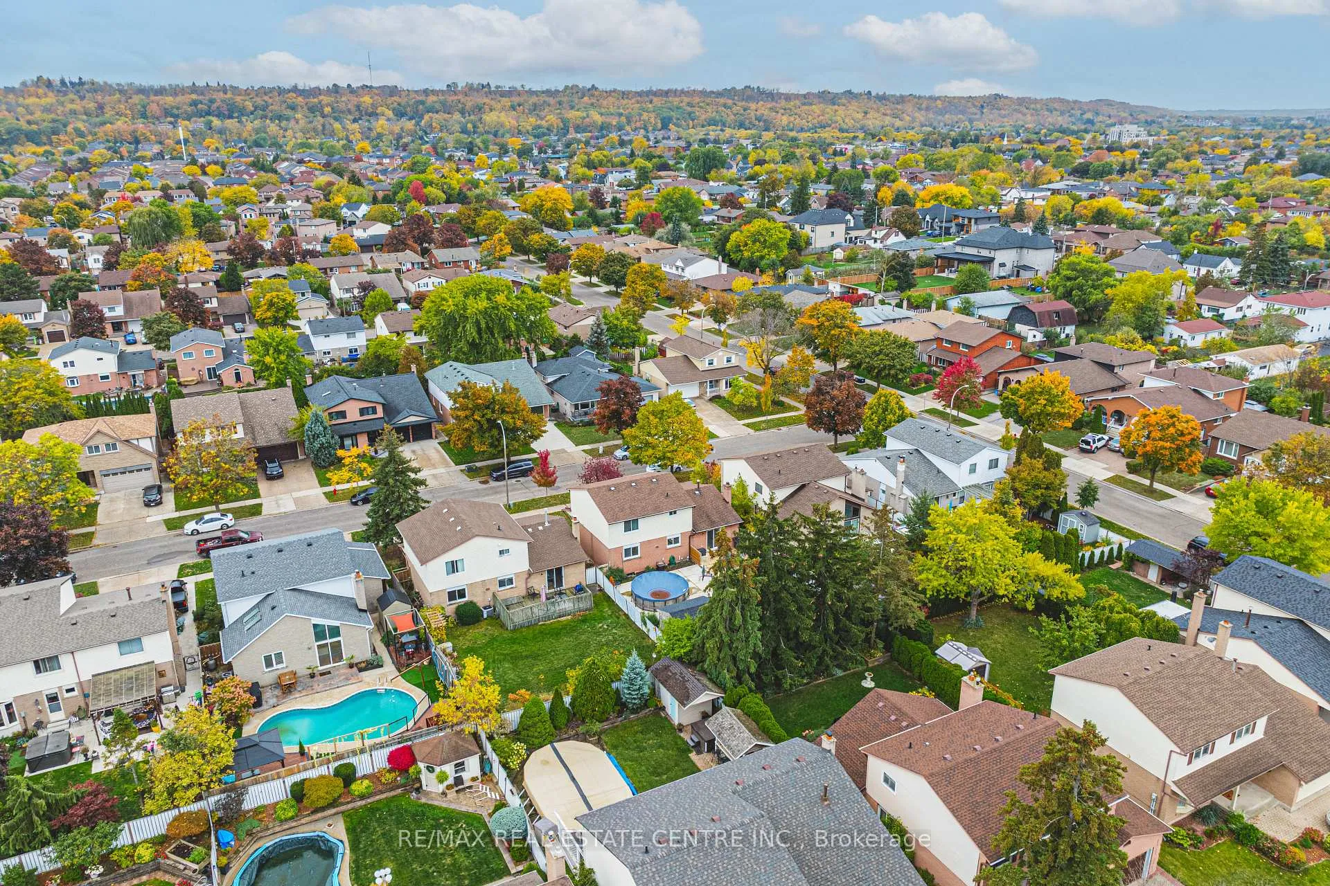Photo 49 of 5 Bing Crescent, Hamilton, Stoney Creek — HOMEH