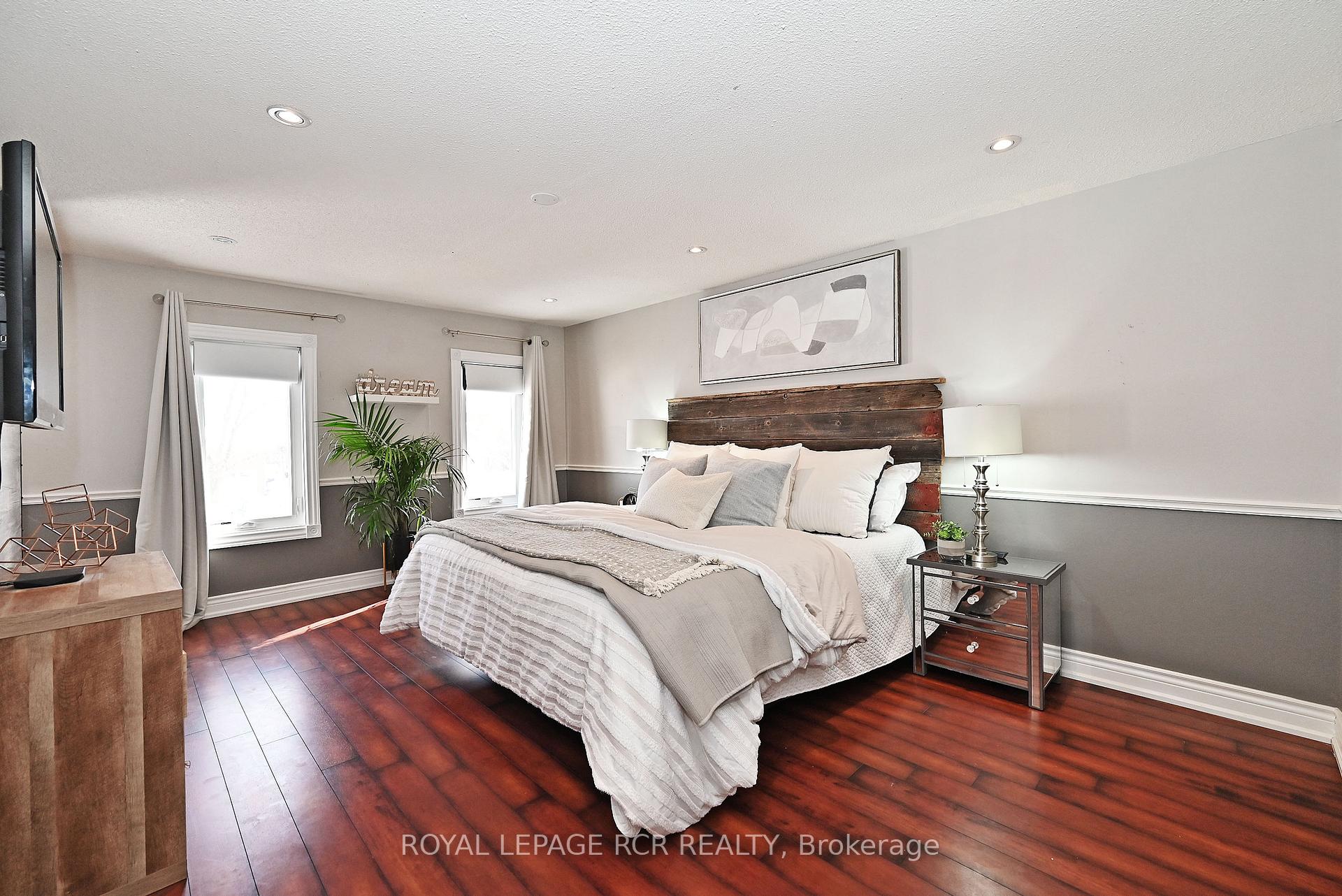 Photo 31 of 67 Attridge Drive, Aurora, Aurora Village — HOMEH