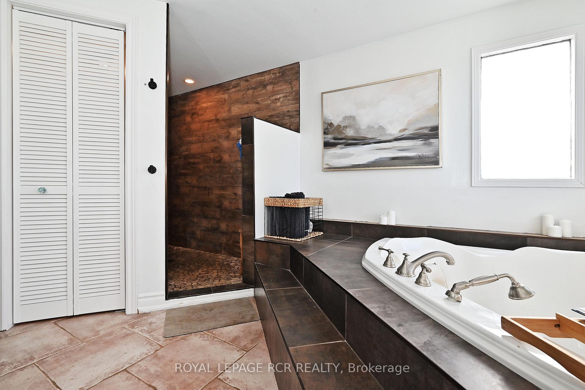 Photo 24 of 67 Attridge Drive, Aurora, Aurora Village — HOMEH