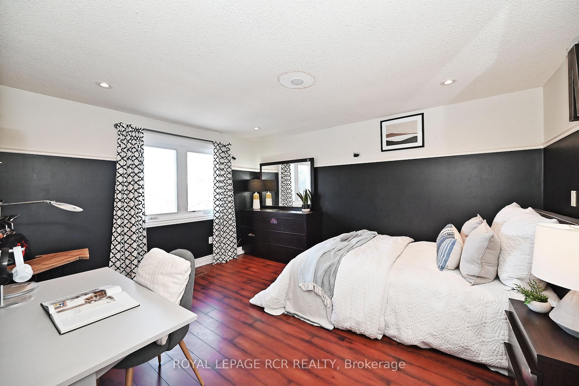Photo 32 of 67 Attridge Drive, Aurora, Aurora Village — HOMEH