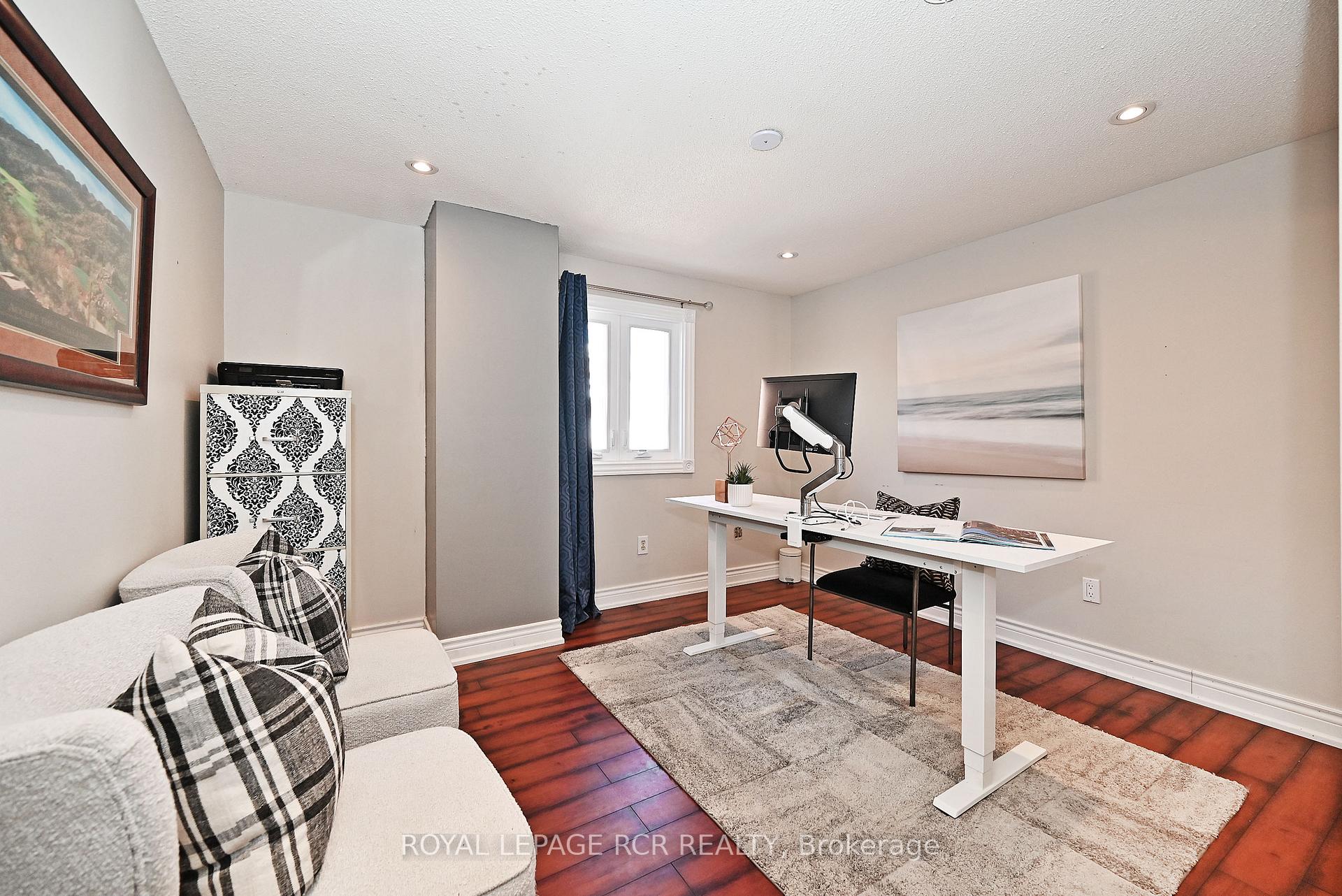 Photo 26 of 67 Attridge Drive, Aurora, Aurora Village — HOMEH