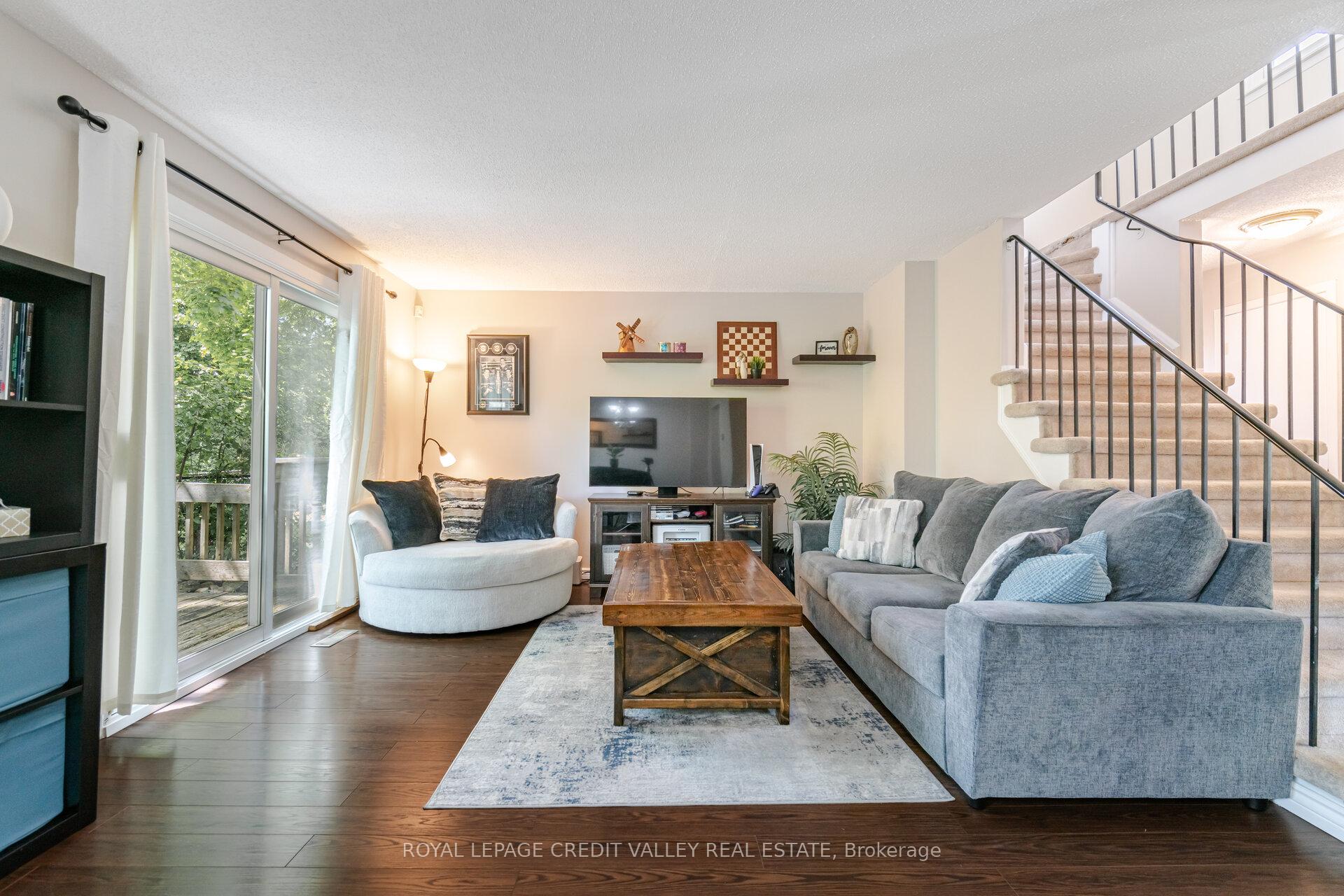 Photo 7 of 76 Majestic Crescent, Brampton, Central Park — HOMEH