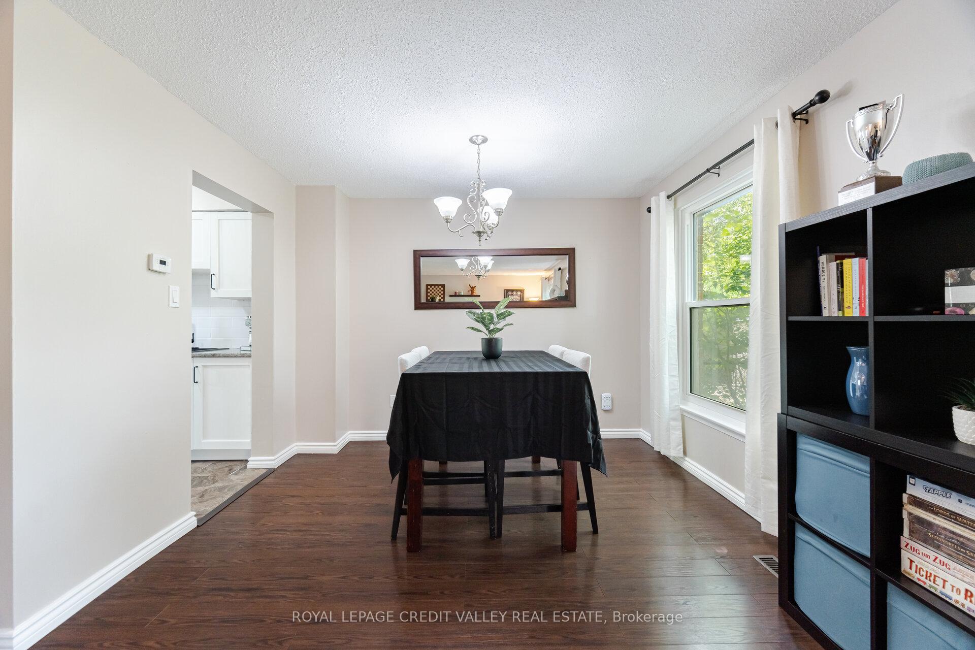 Photo 8 of 76 Majestic Crescent, Brampton, Central Park — HOMEH