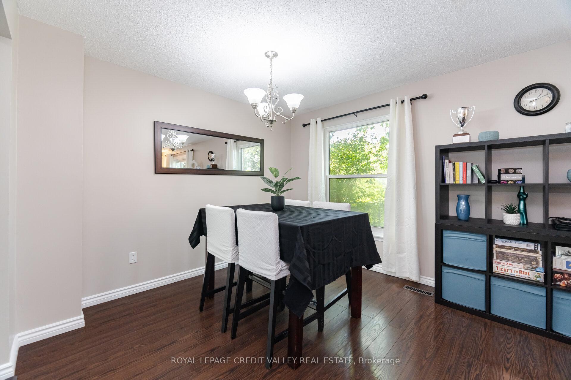 Photo 11 of 76 Majestic Crescent, Brampton, Central Park — HOMEH
