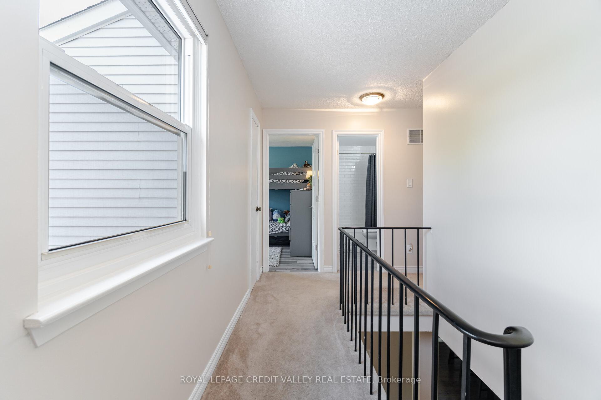Photo 19 of 76 Majestic Crescent, Brampton, Central Park — HOMEH