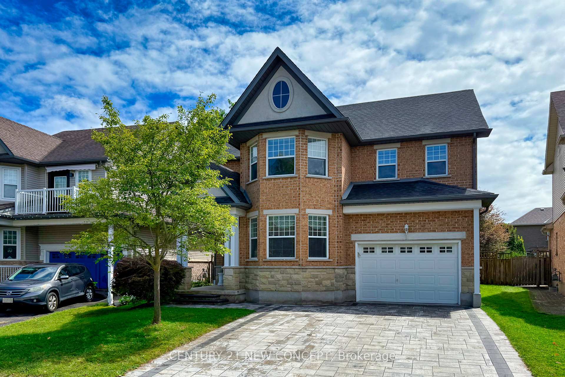 Photo 1 of 47 Coopershawk Street, Kitchener — HOMEH
