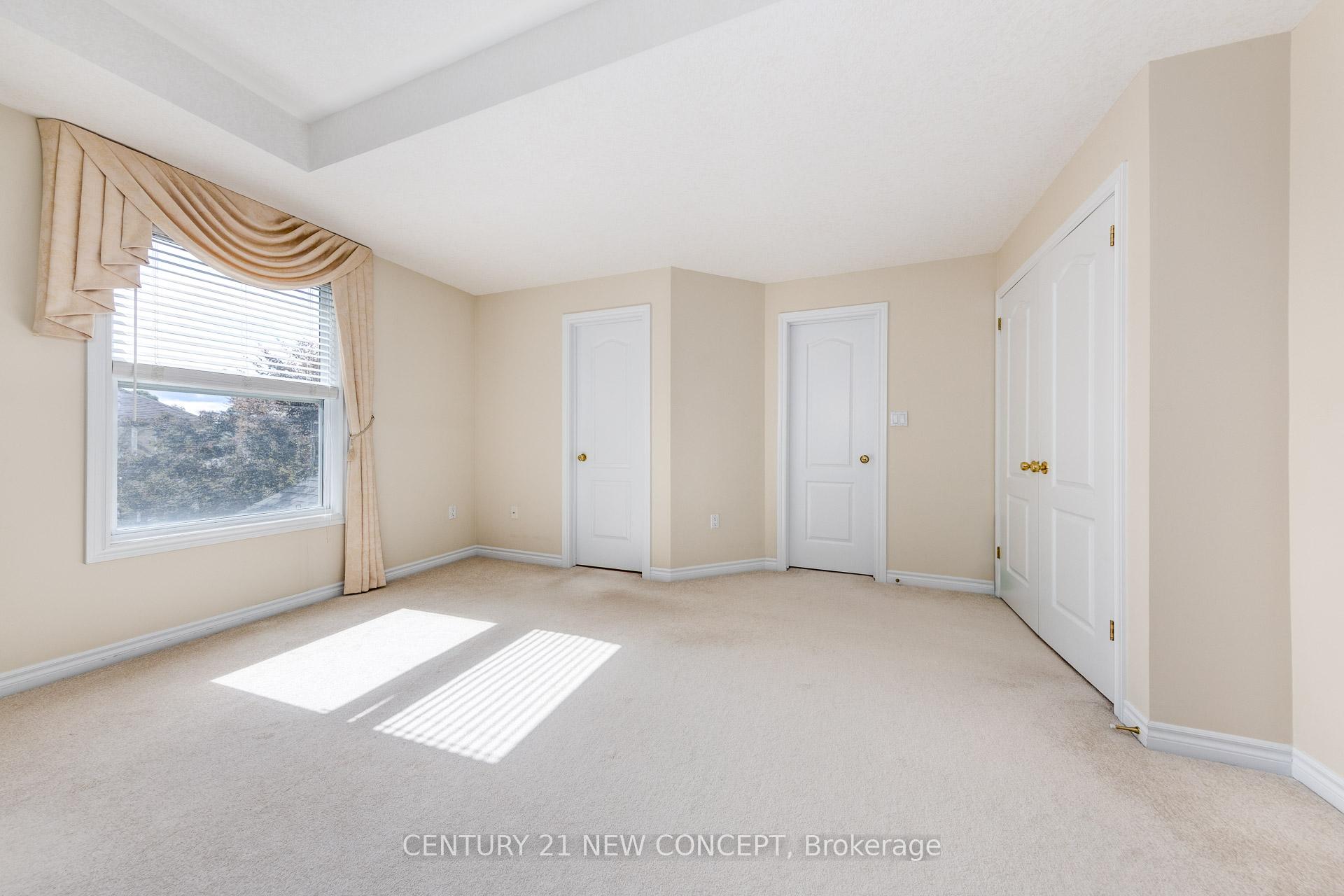 Photo 25 of 47 Coopershawk Street, Kitchener — HOMEH