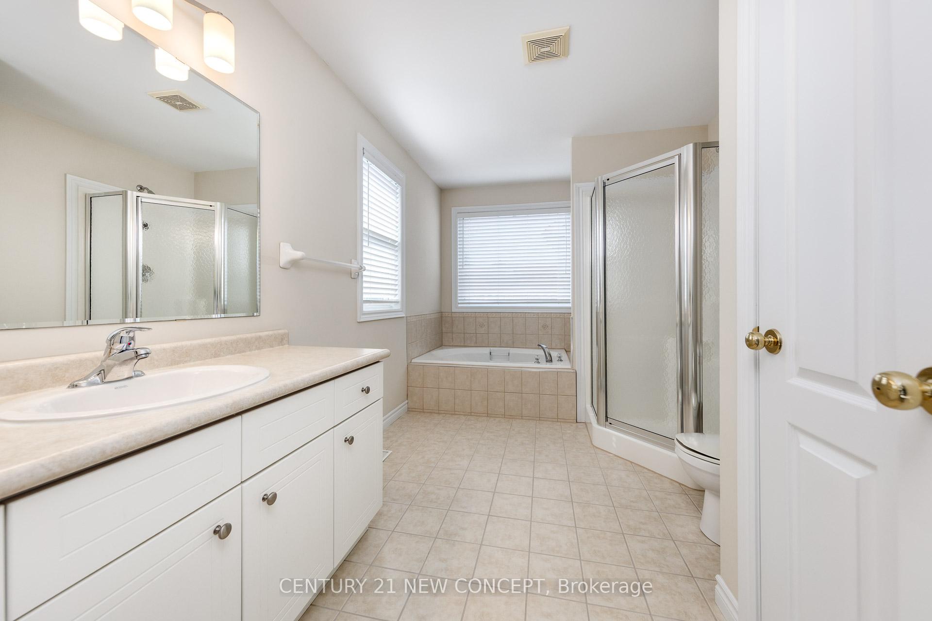 Photo 26 of 47 Coopershawk Street, Kitchener — HOMEH