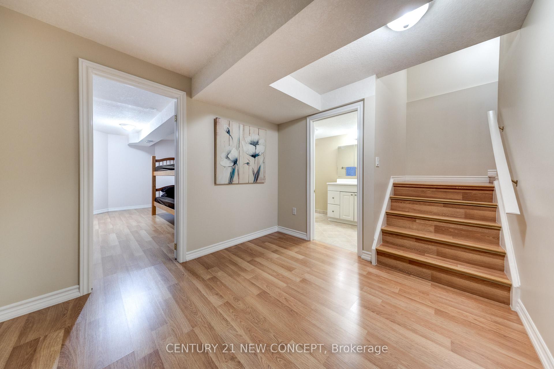 Photo 36 of 47 Coopershawk Street, Kitchener — HOMEH