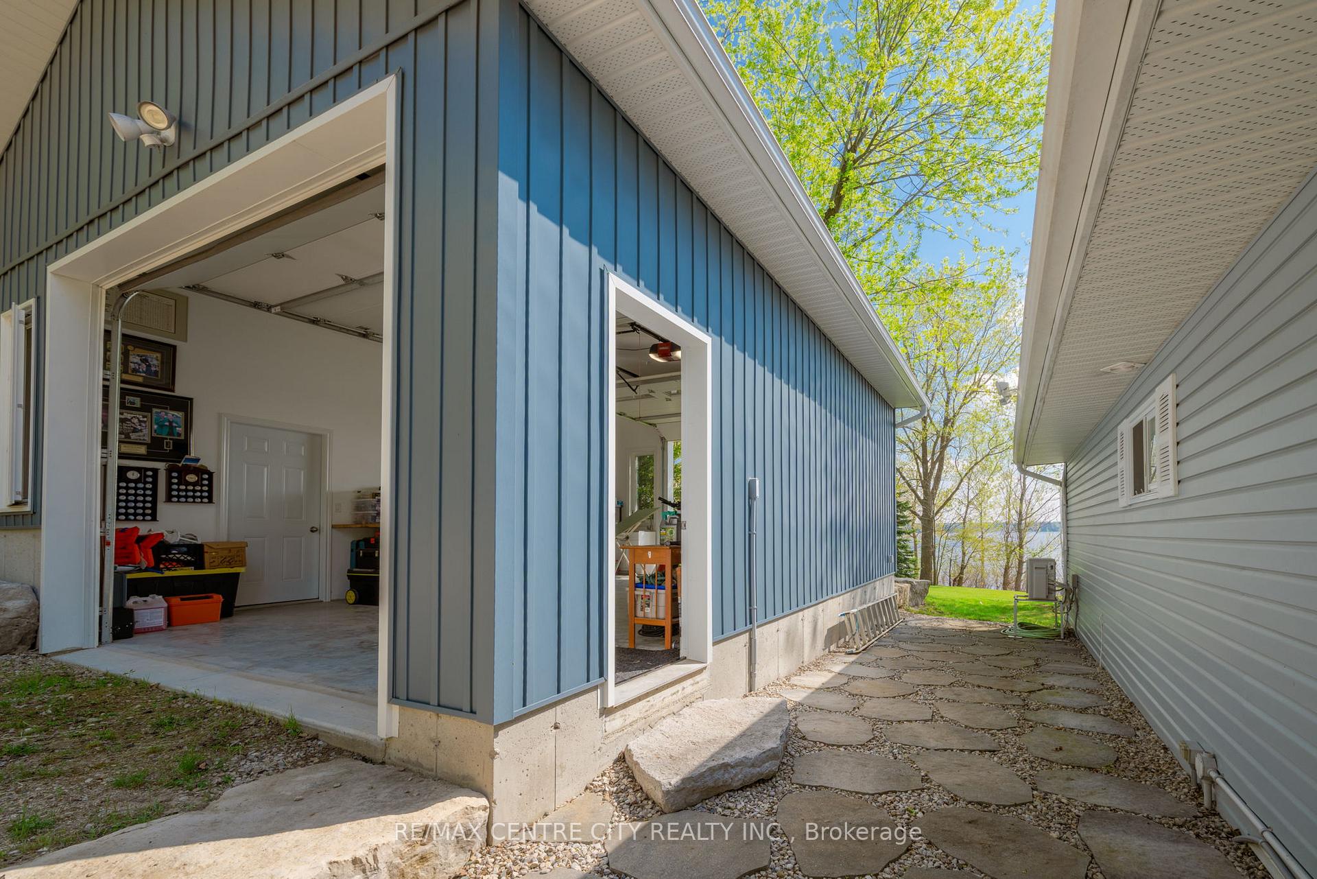 Photo 49 of 1001 Road 10 W, Mapleton, Rural Mapleton — HOMEH