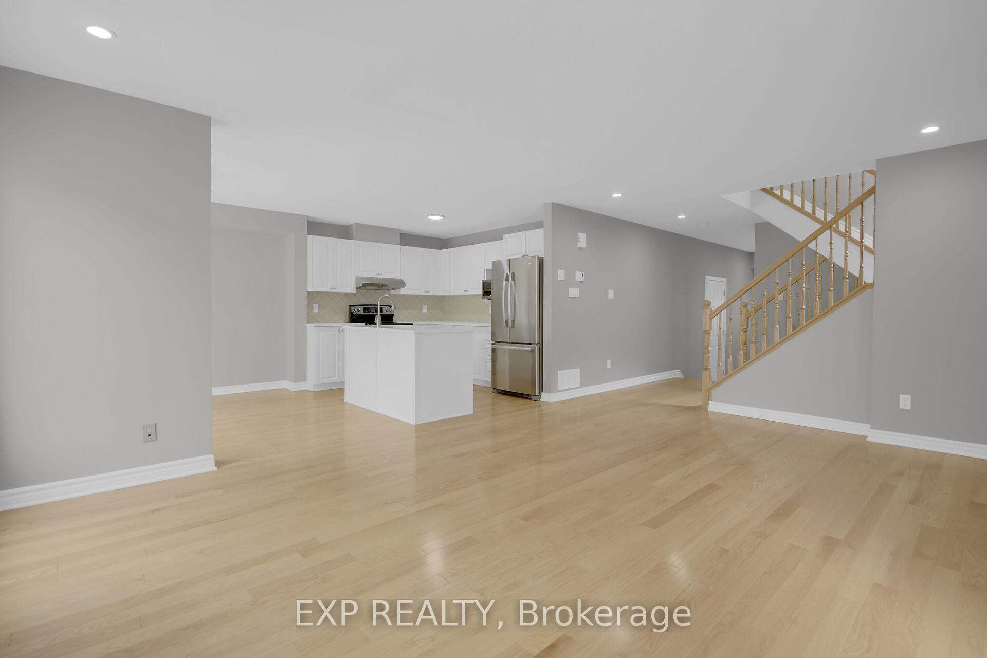 Photo 7 of 608 Paul Metivier Drive, Ottawa, Barrhaven - Strandherd — HOMEH