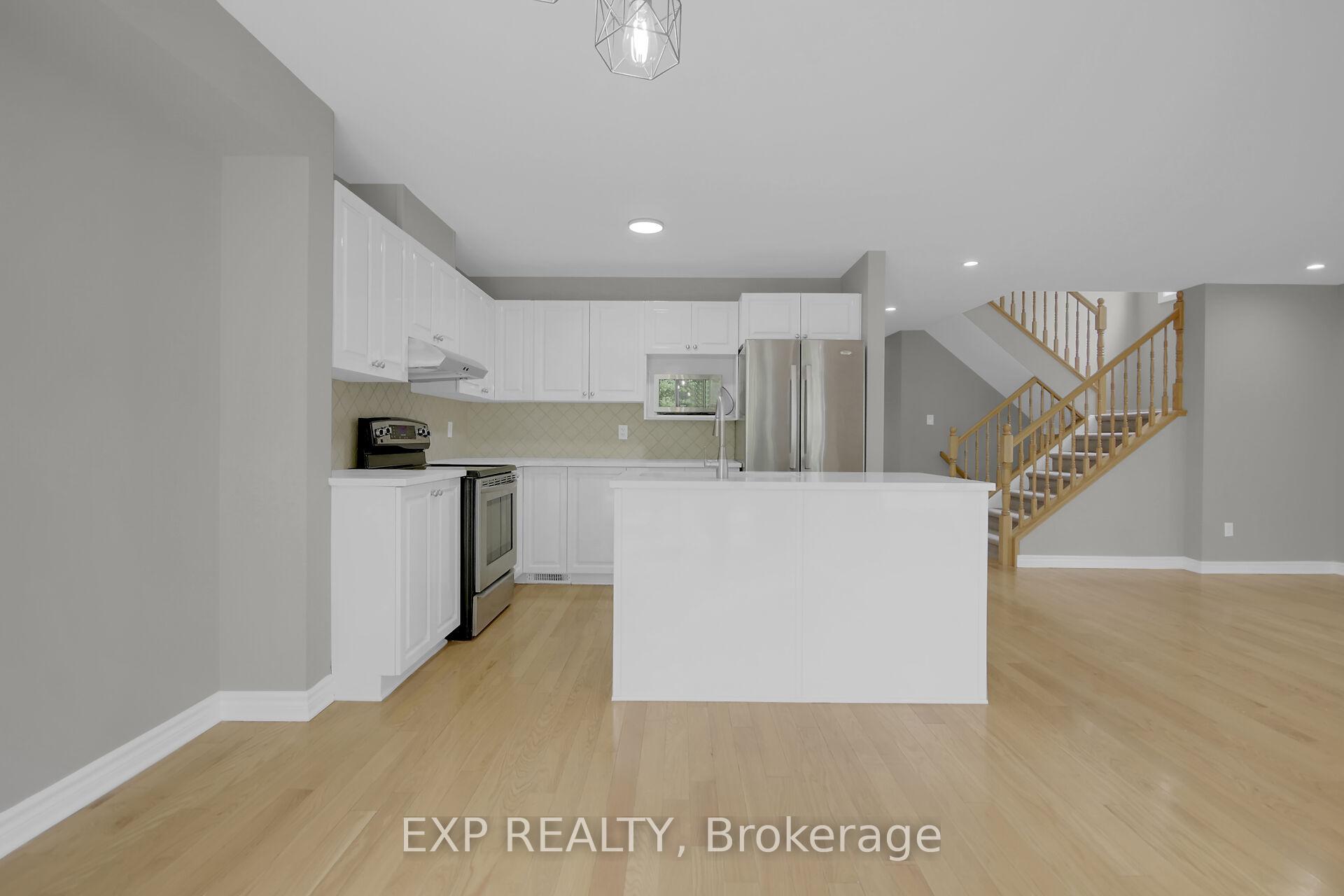 Photo 10 of 608 Paul Metivier Drive, Ottawa, Barrhaven - Strandherd — HOMEH