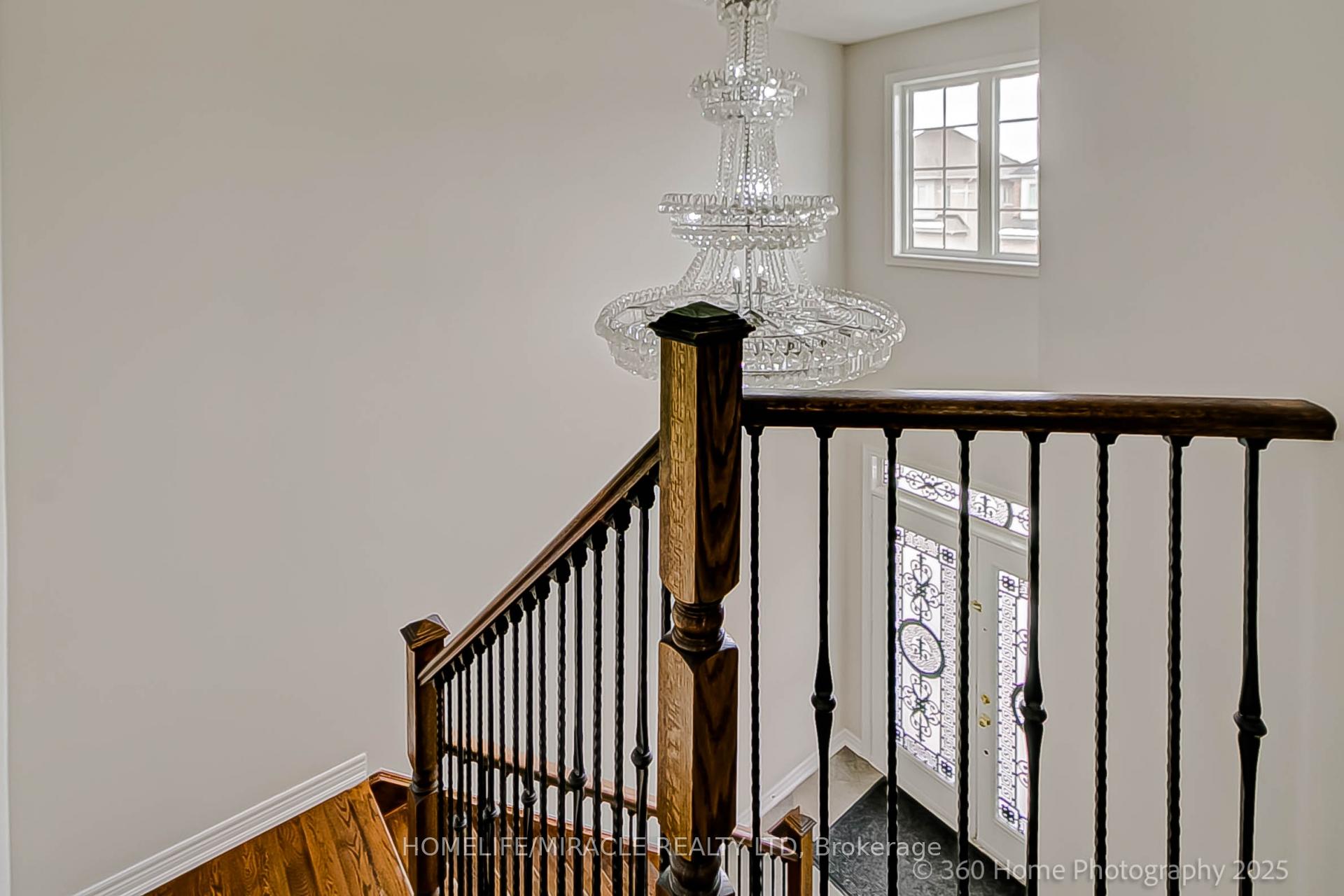 Photo 9 of 20 Amy Avenue, Brampton, Brampton East — HOMEH