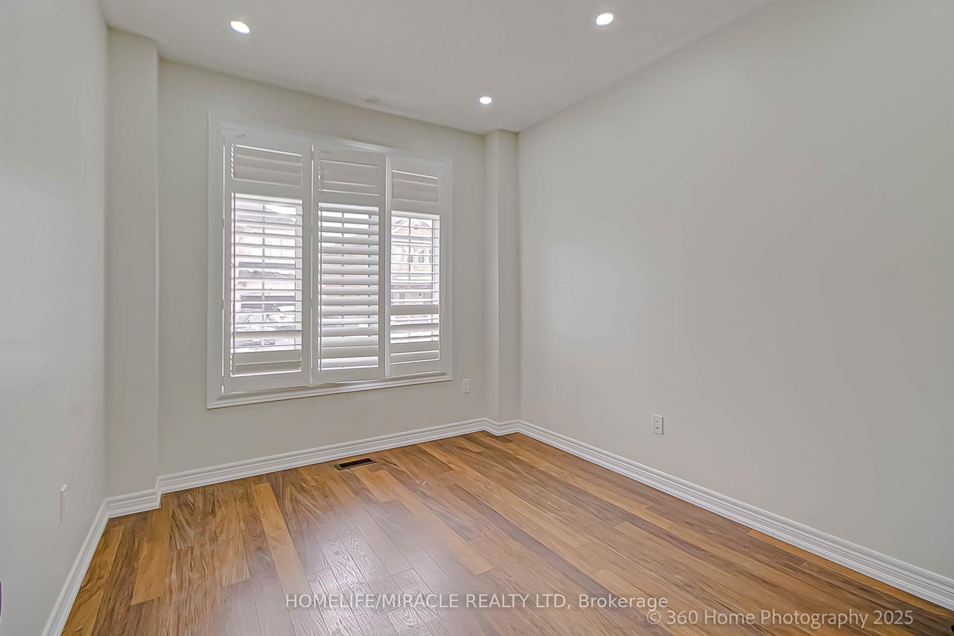 Photo 7 of 20 Amy Avenue, Brampton, Brampton East — HOMEH