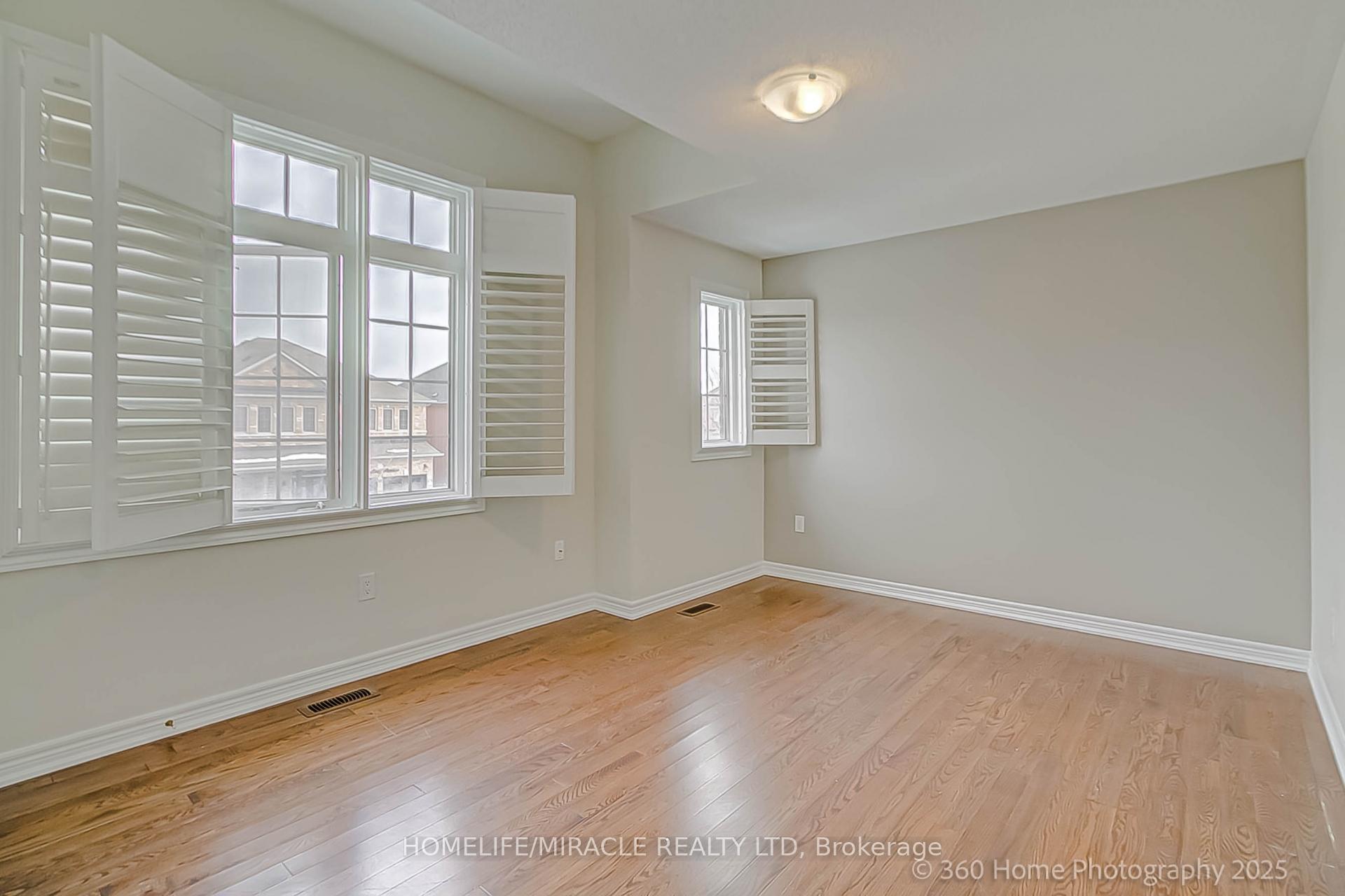 Photo 16 of 20 Amy Avenue, Brampton, Brampton East — HOMEH