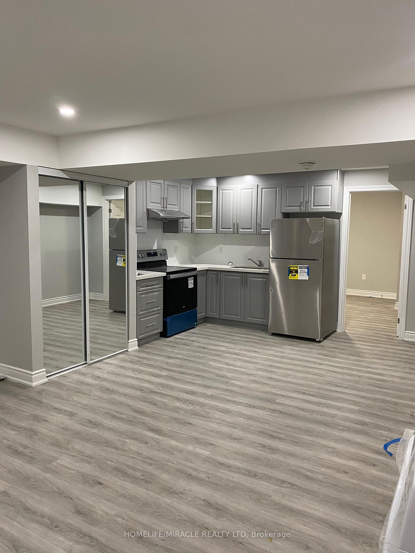 Photo 21 of 20 Amy Avenue, Brampton, Brampton East — HOMEH