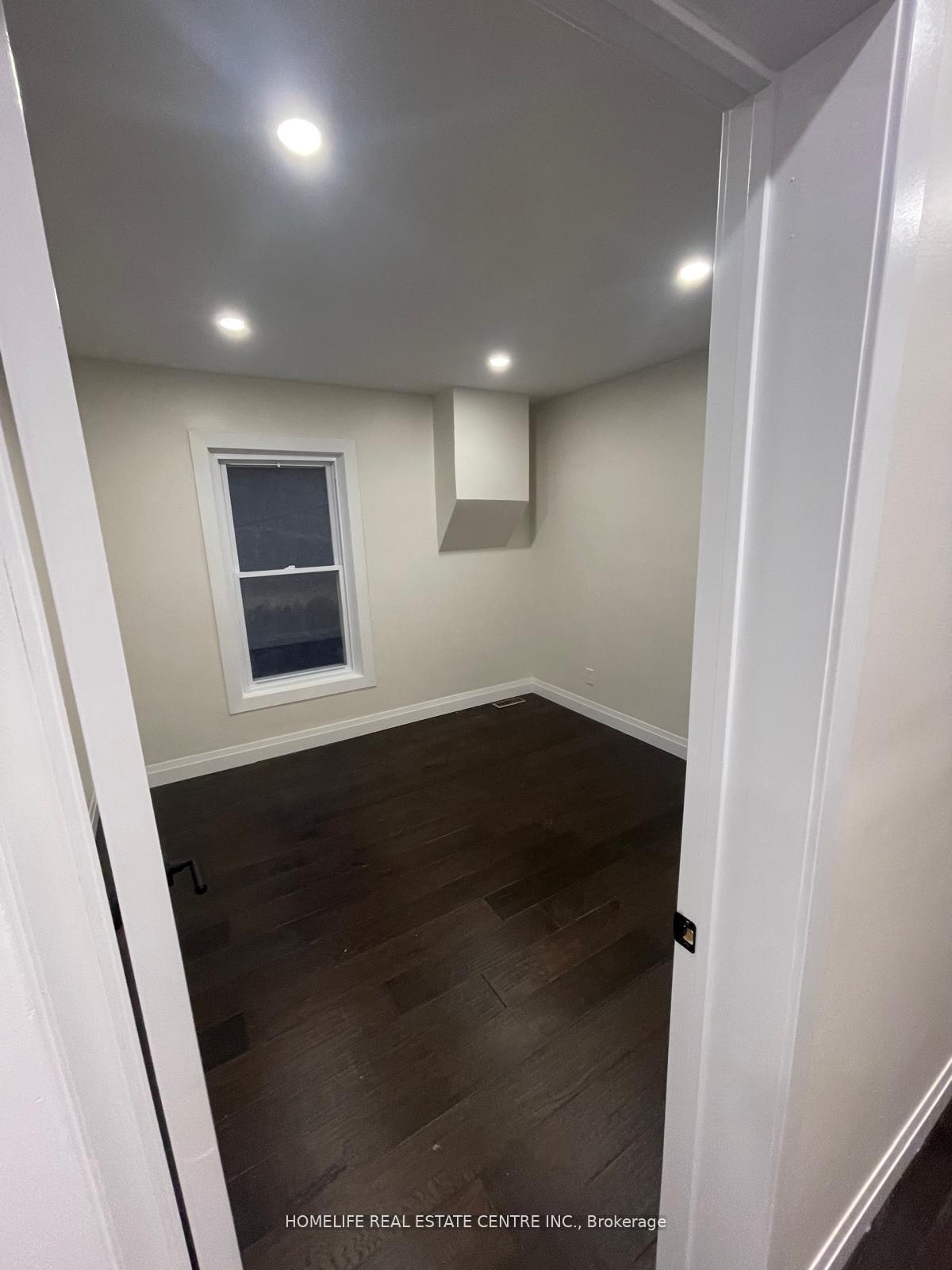 Photo 15 of 4 Minto Avenue, Hamilton, Gibson — HOMEH
