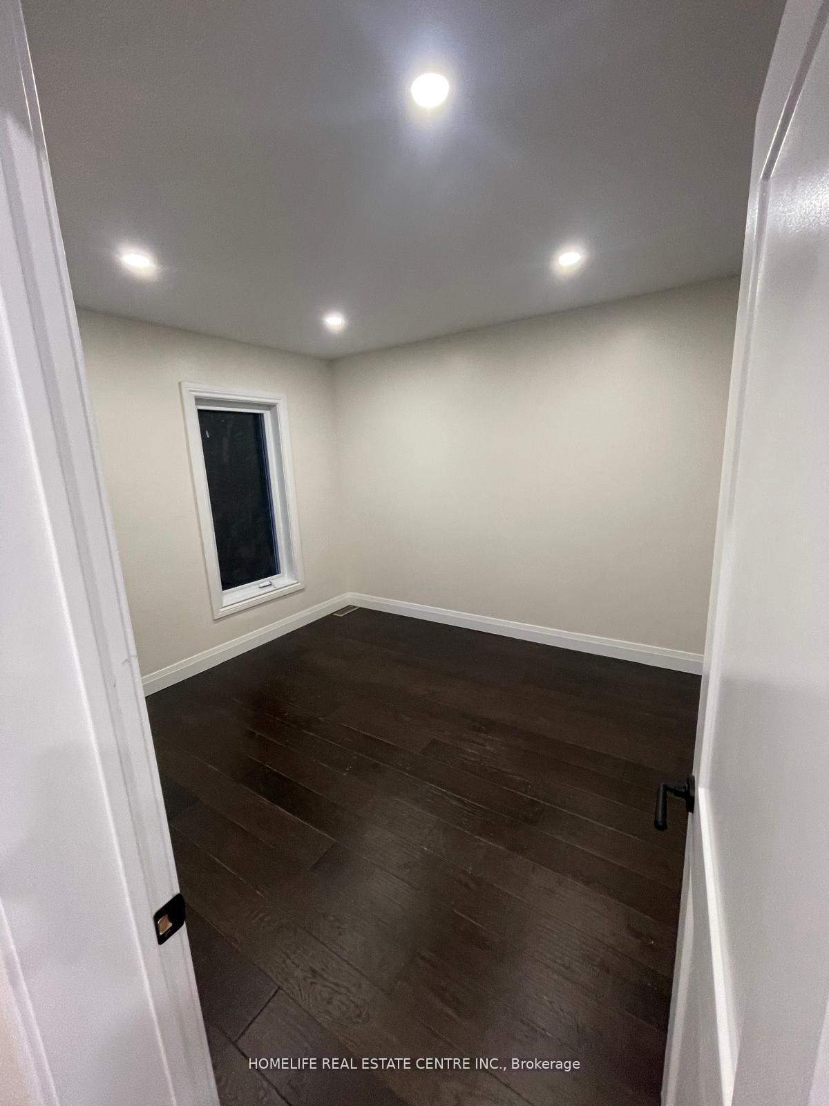 Photo 13 of 4 Minto Avenue, Hamilton, Gibson — HOMEH
