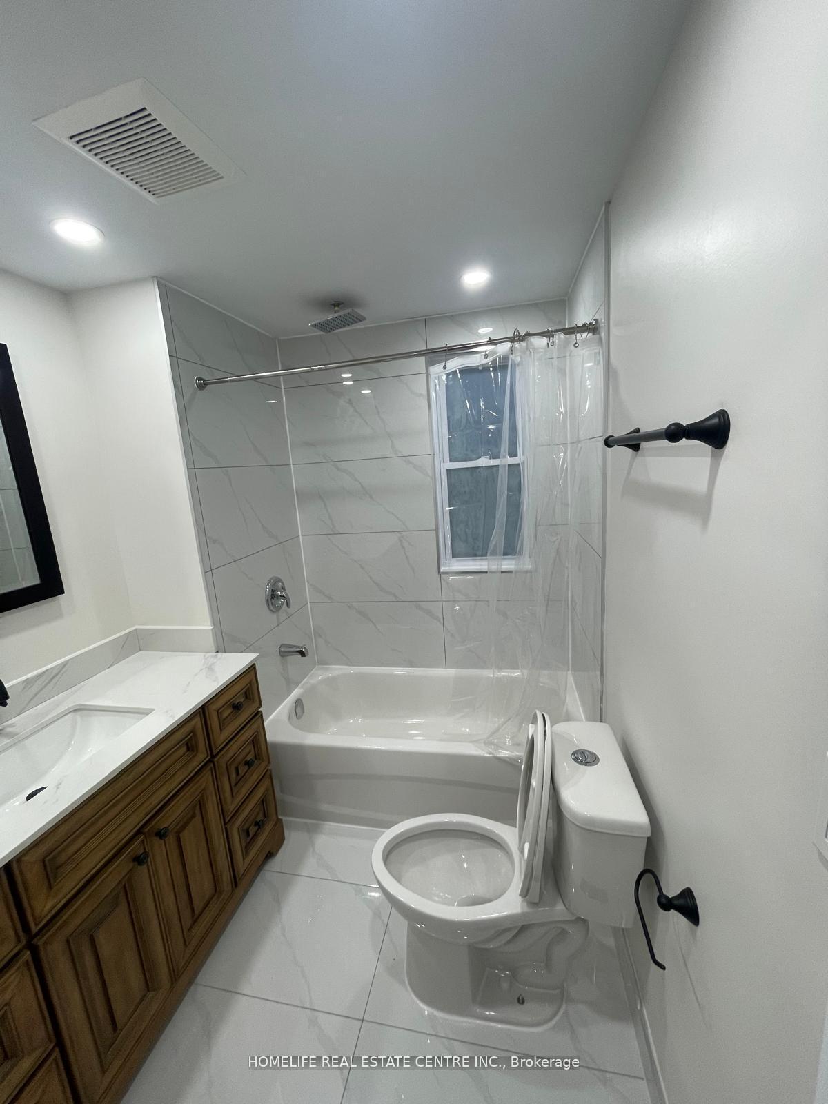 Photo 16 of 4 Minto Avenue, Hamilton, Gibson — HOMEH