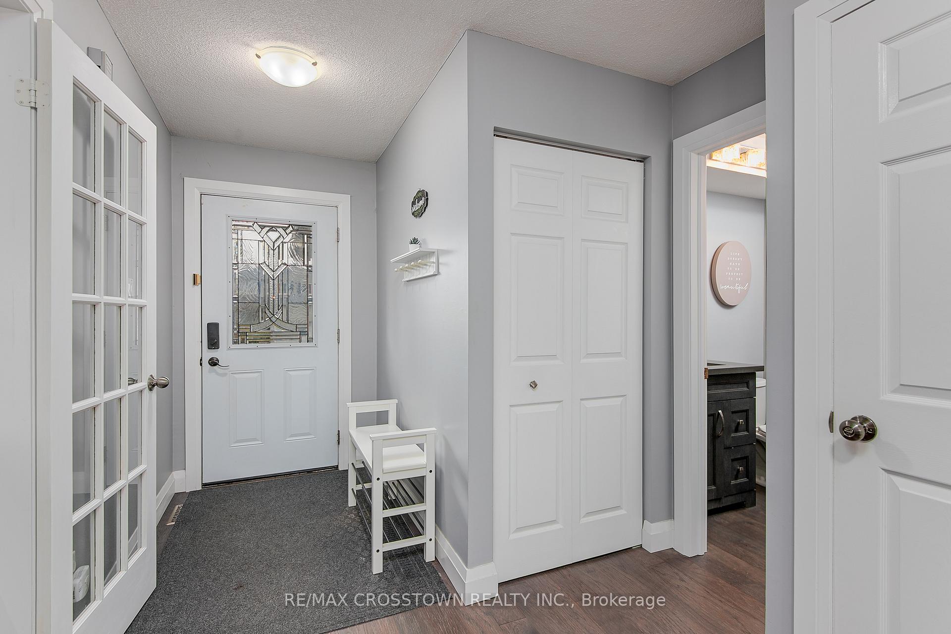 Photo 6 of 9 Patterson Place, Barrie, Ardagh — HOMEH