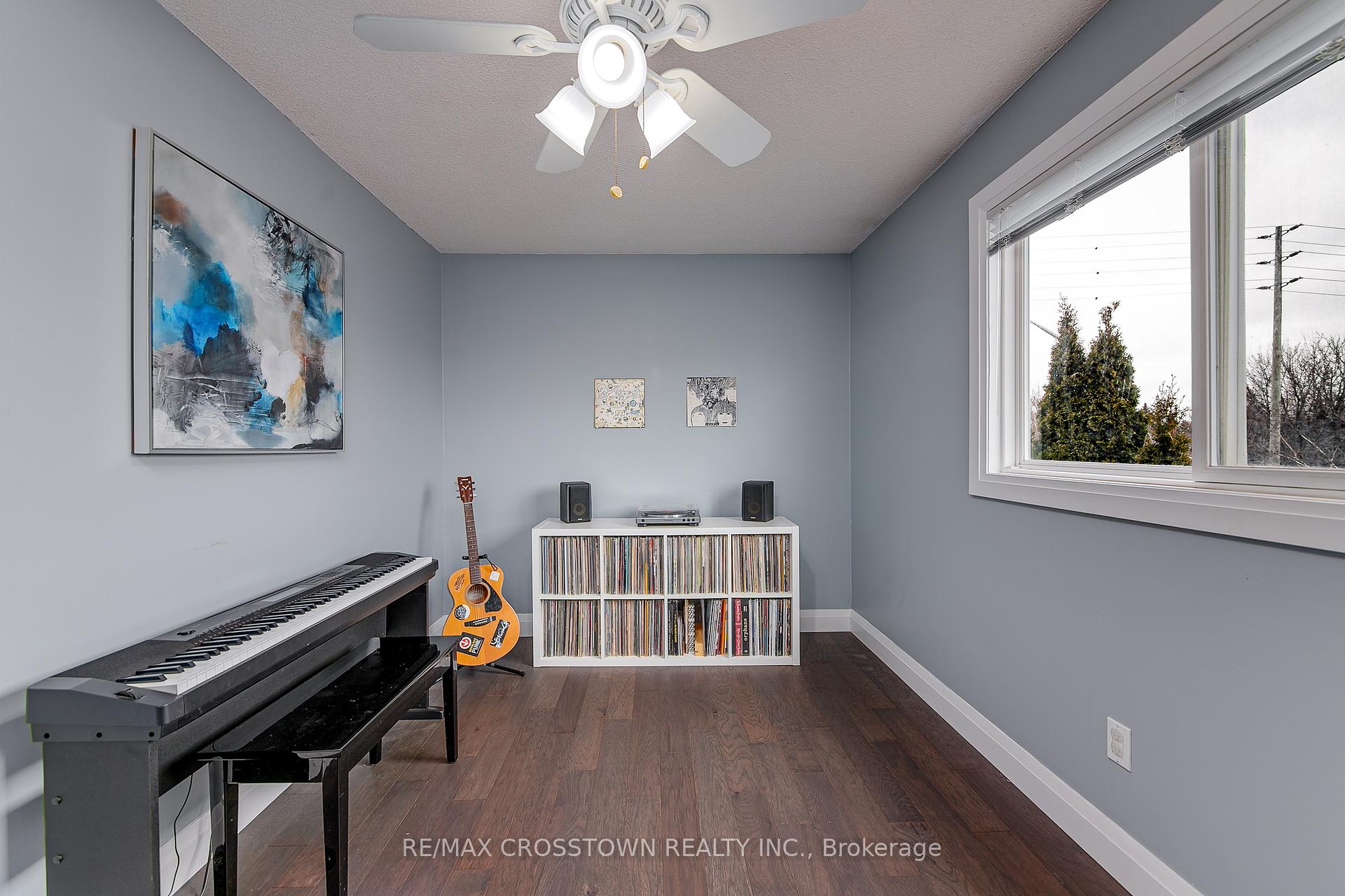 Photo 25 of 9 Patterson Place, Barrie, Ardagh — HOMEH