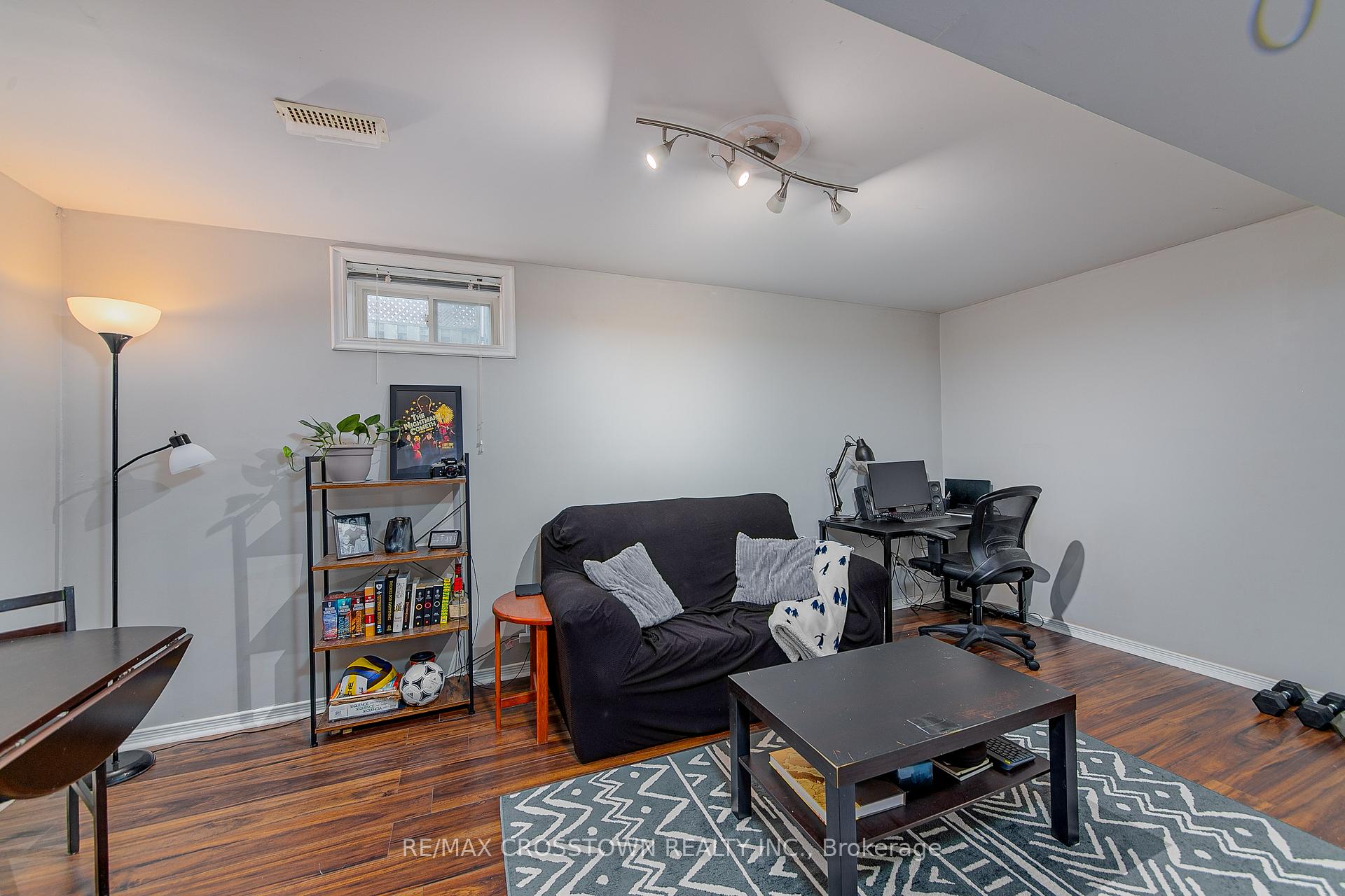 Photo 39 of 9 Patterson Place, Barrie, Ardagh — HOMEH