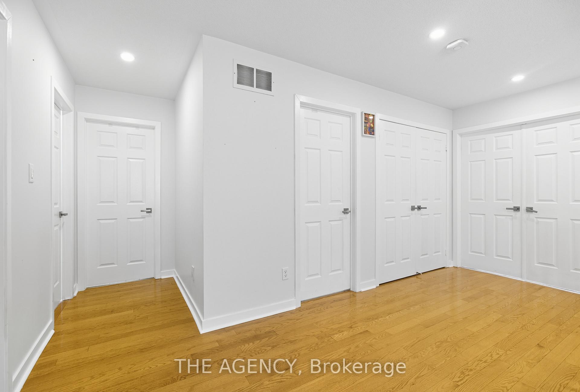 Photo 17 of 12 Robert Attersley Drive E, Whitby, Taunton North — HOMEH