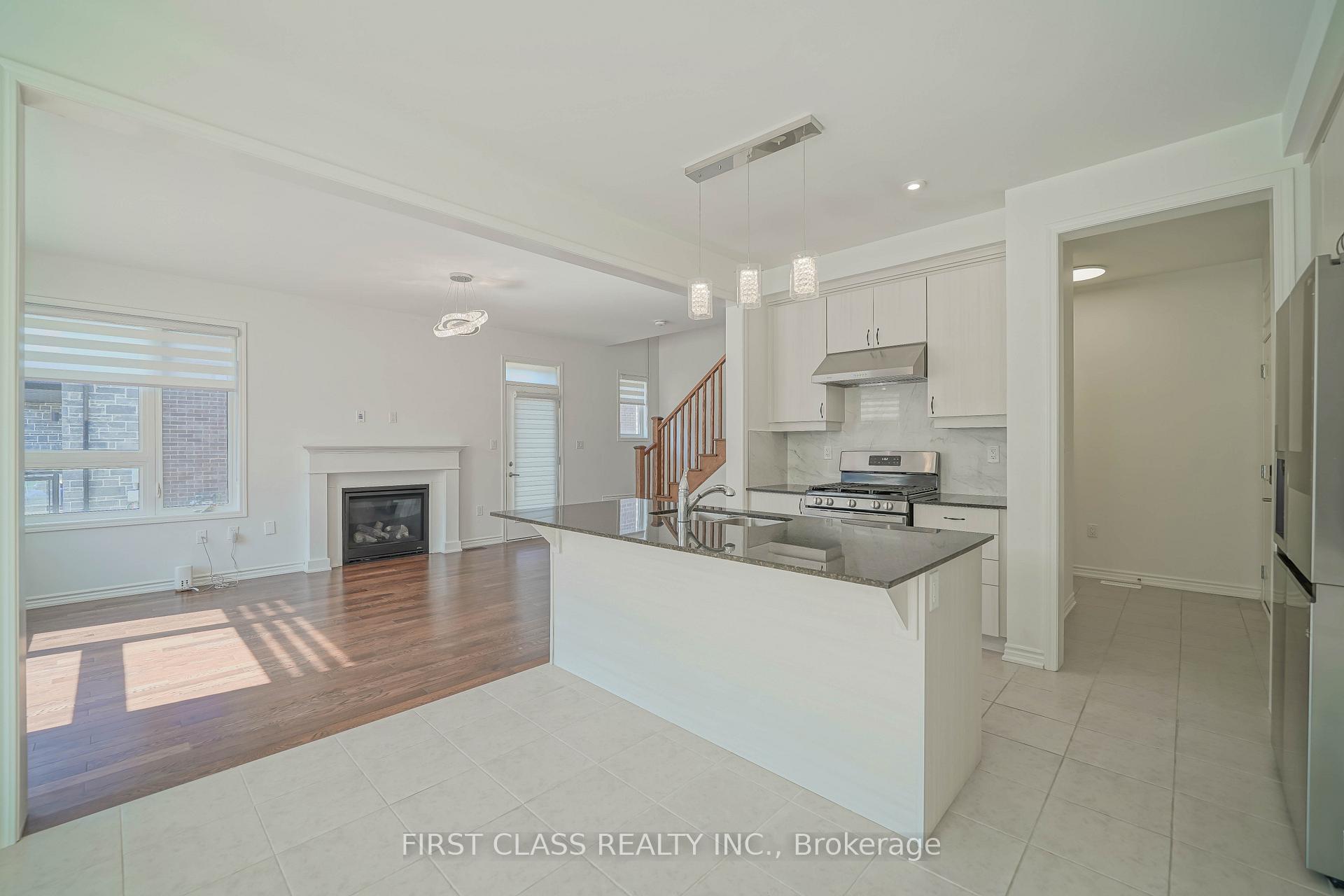 Photo 6 of 1475 mockingbird Square, Pickering, Rural Pickering — HOMEH