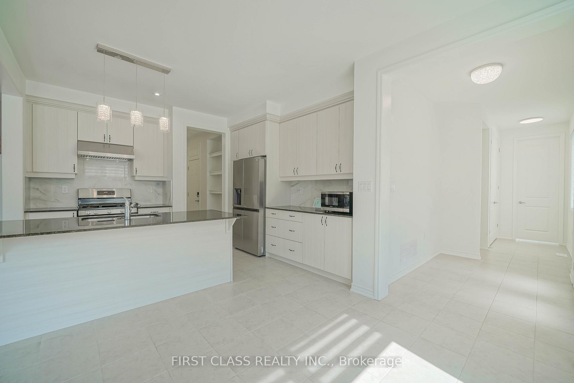 Photo 10 of 1475 mockingbird Square, Pickering, Rural Pickering — HOMEH