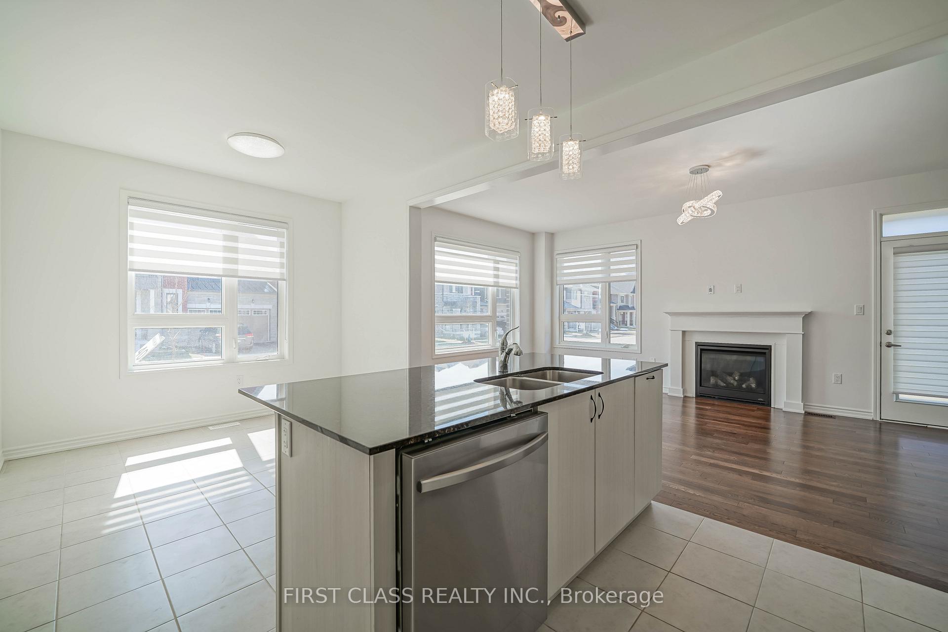 Photo 23 of 1475 mockingbird Square, Pickering, Rural Pickering — HOMEH