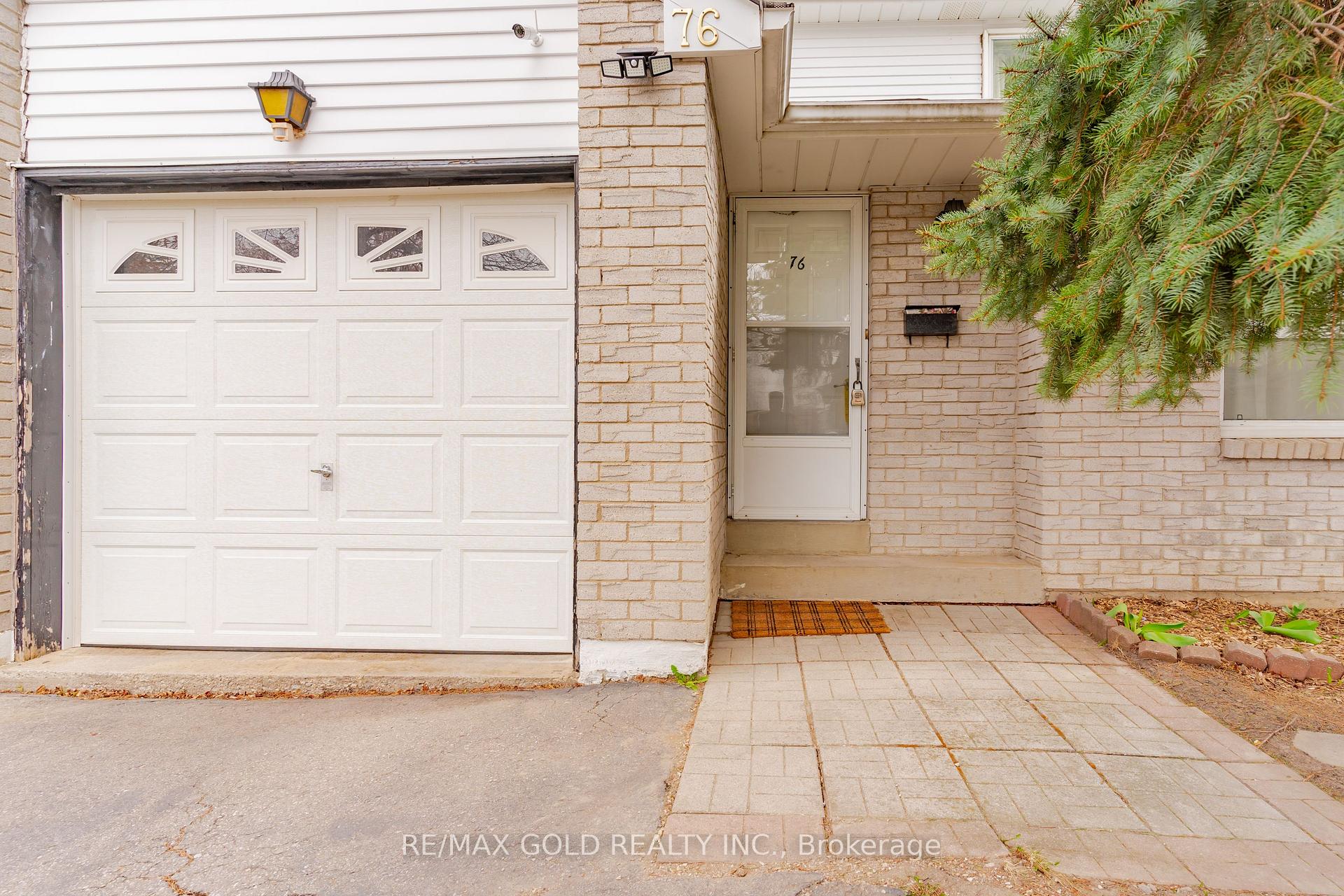 Photo 6 of 76 Mayfair Crescent, Brampton, Central Park — HOMEH