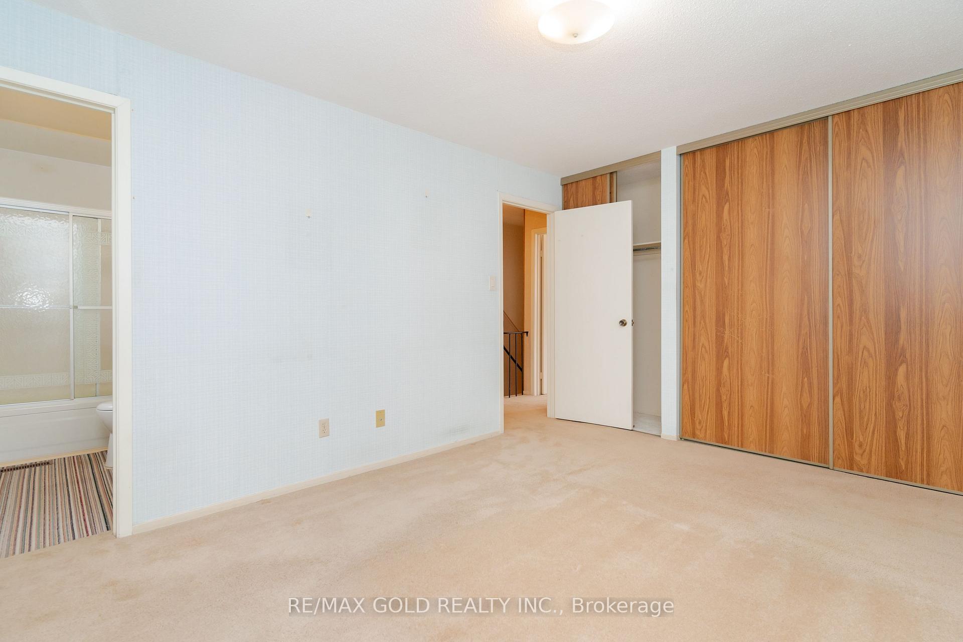 Photo 28 of 76 Mayfair Crescent, Brampton, Central Park — HOMEH