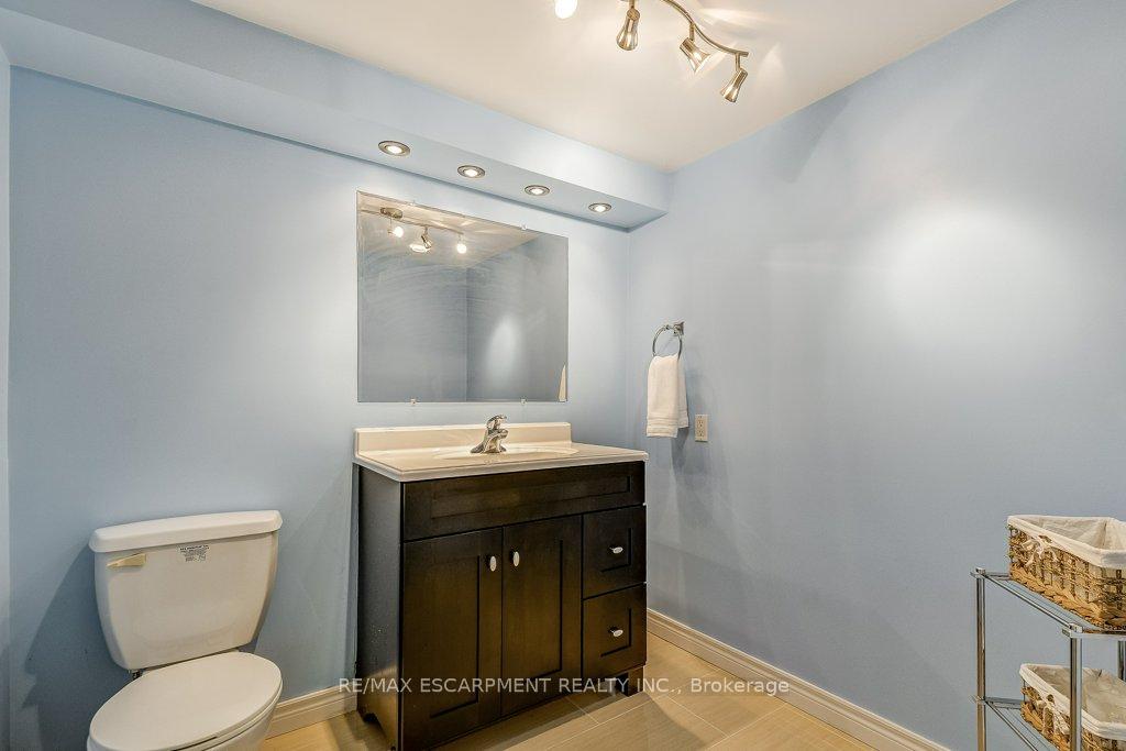 Photo 18 of 420 Concession Rd 8 E, Hamilton, Rural Flamborough — HOMEH