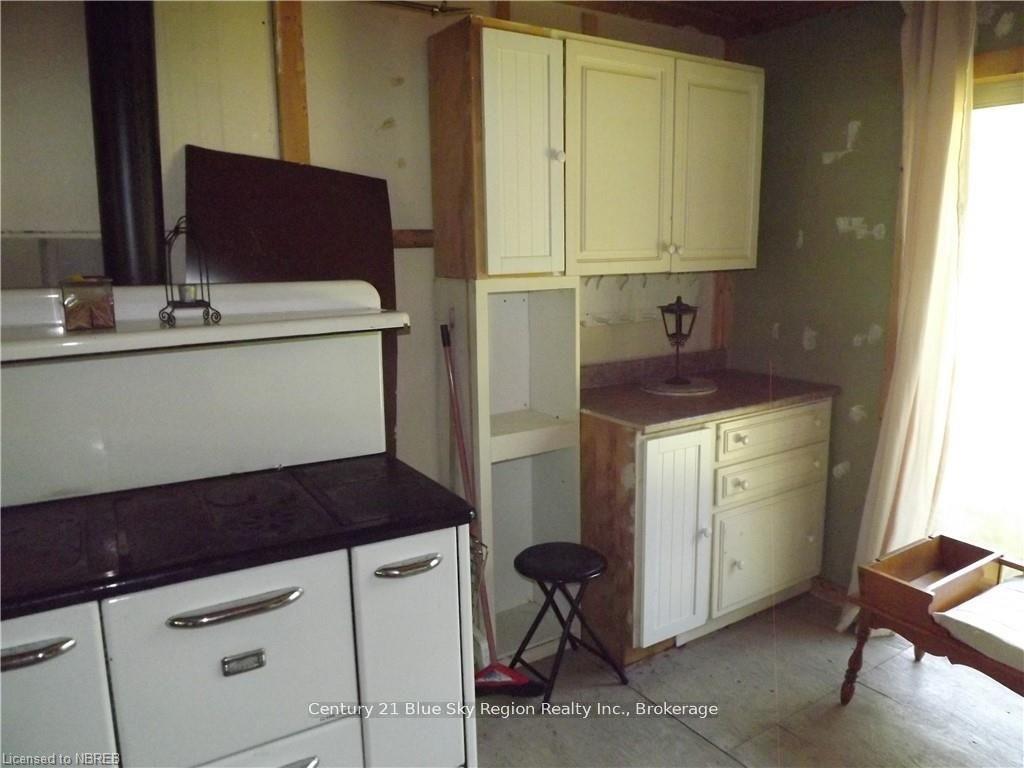 Photo 8 of 350 Raney Road, Strong — HOMEH