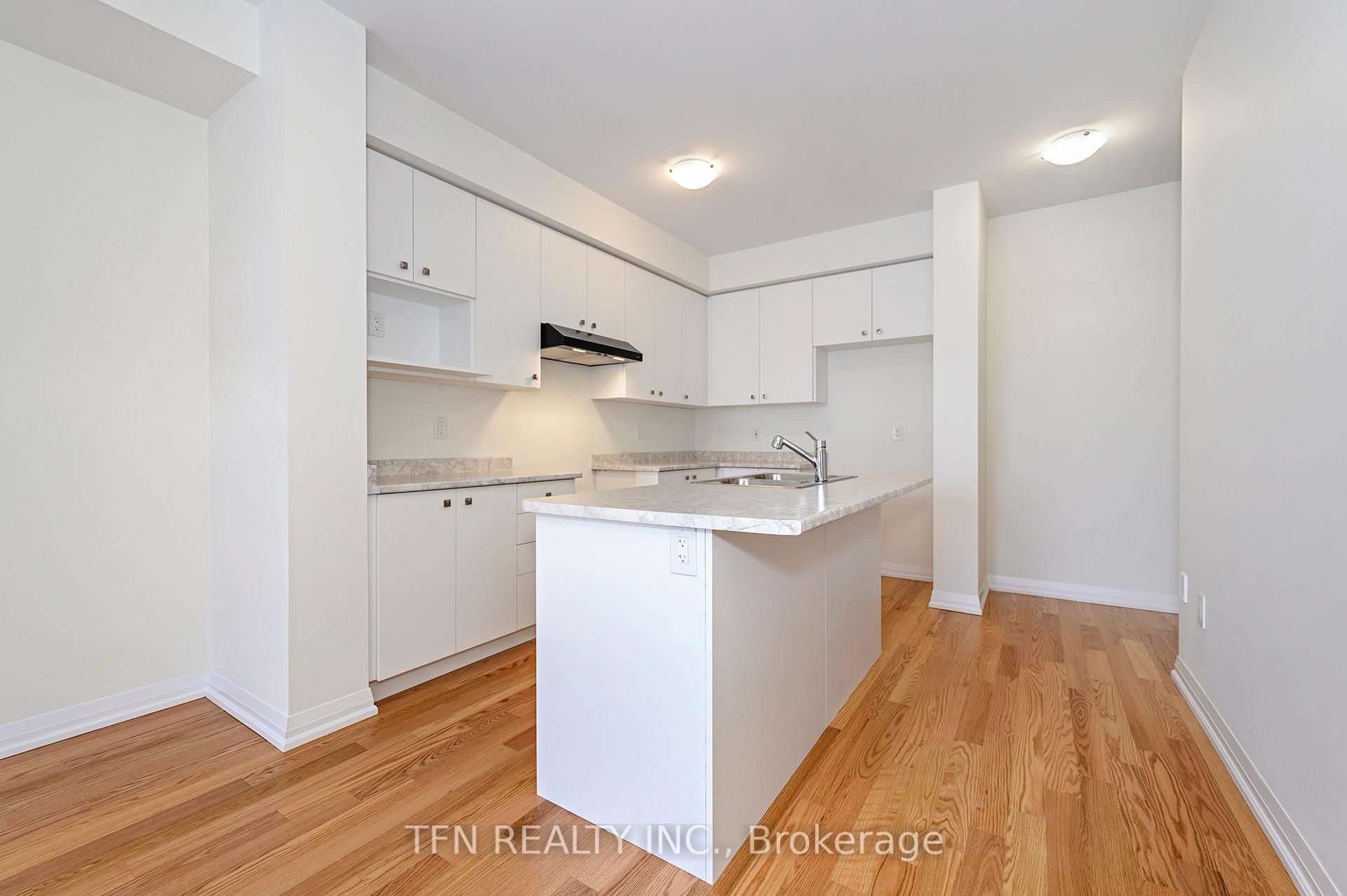 Photo 10 of 47 Norwich Crescent, Haldimand — HOMEH